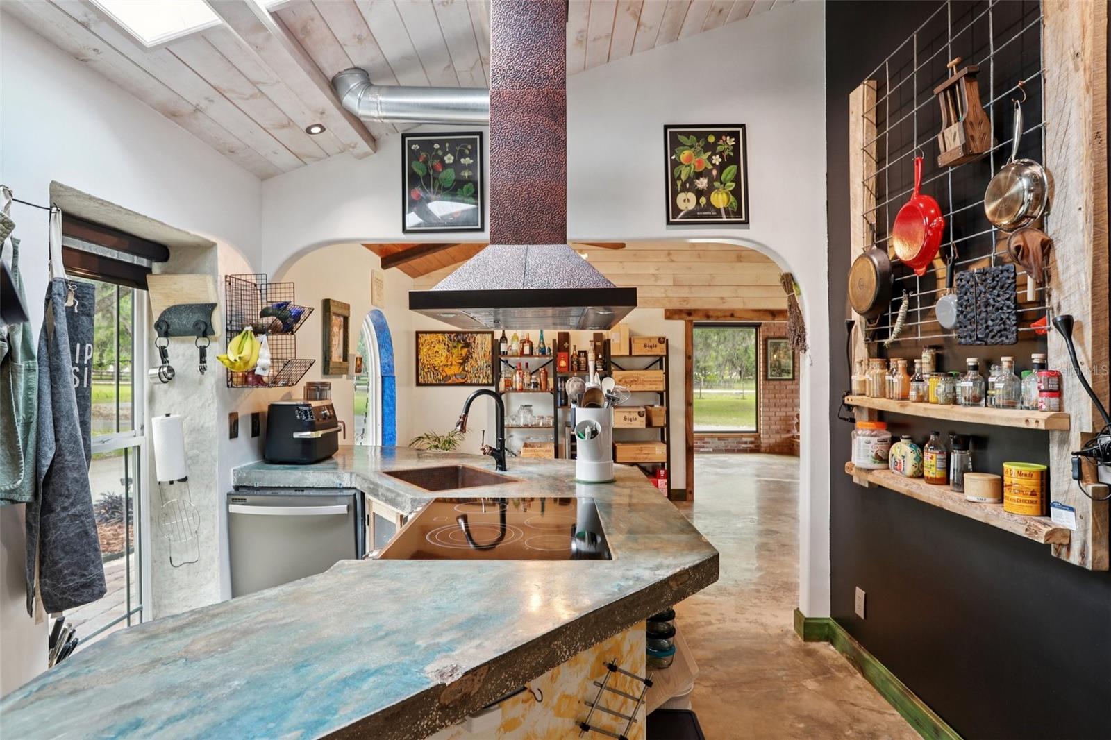 27616 MILLER RD, DADE CITY, FL, 33525