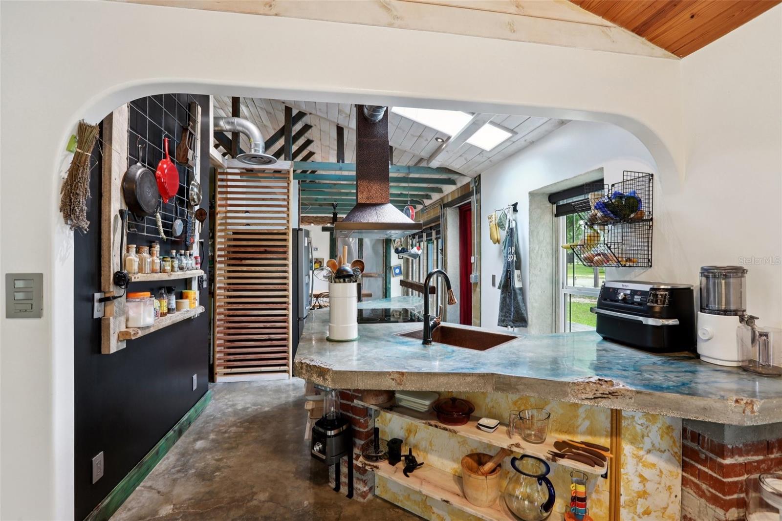 27616 MILLER RD, DADE CITY, FL, 33525