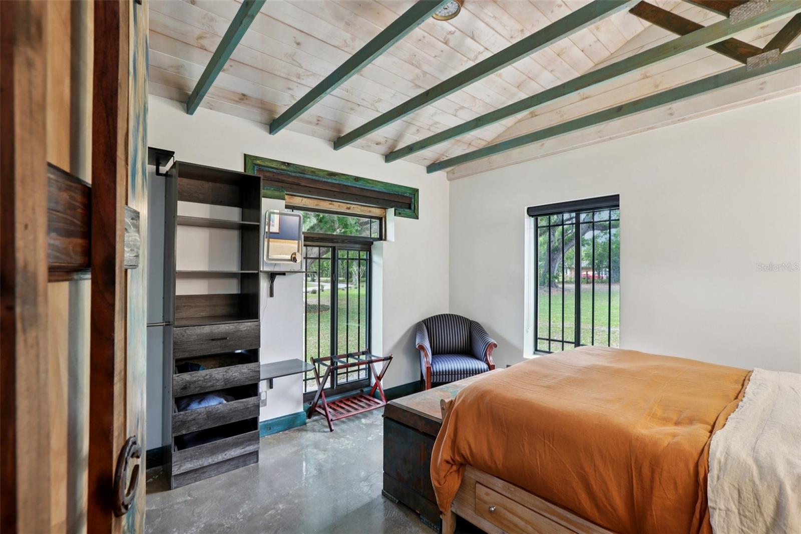 27616 MILLER RD, DADE CITY, FL, 33525