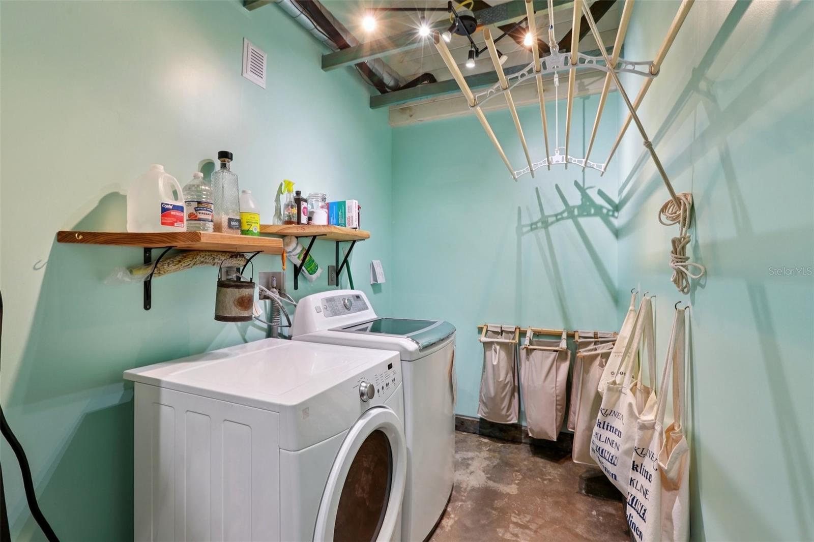 27616 MILLER RD, DADE CITY, FL, 33525