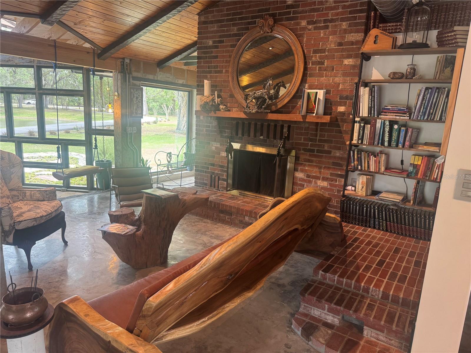 27616 MILLER RD, DADE CITY, FL, 33525