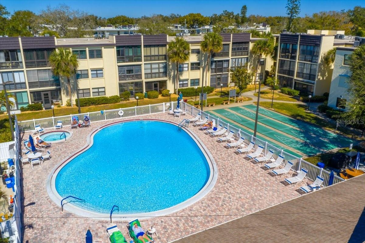 Heated pool and hot tub open until 11pm!