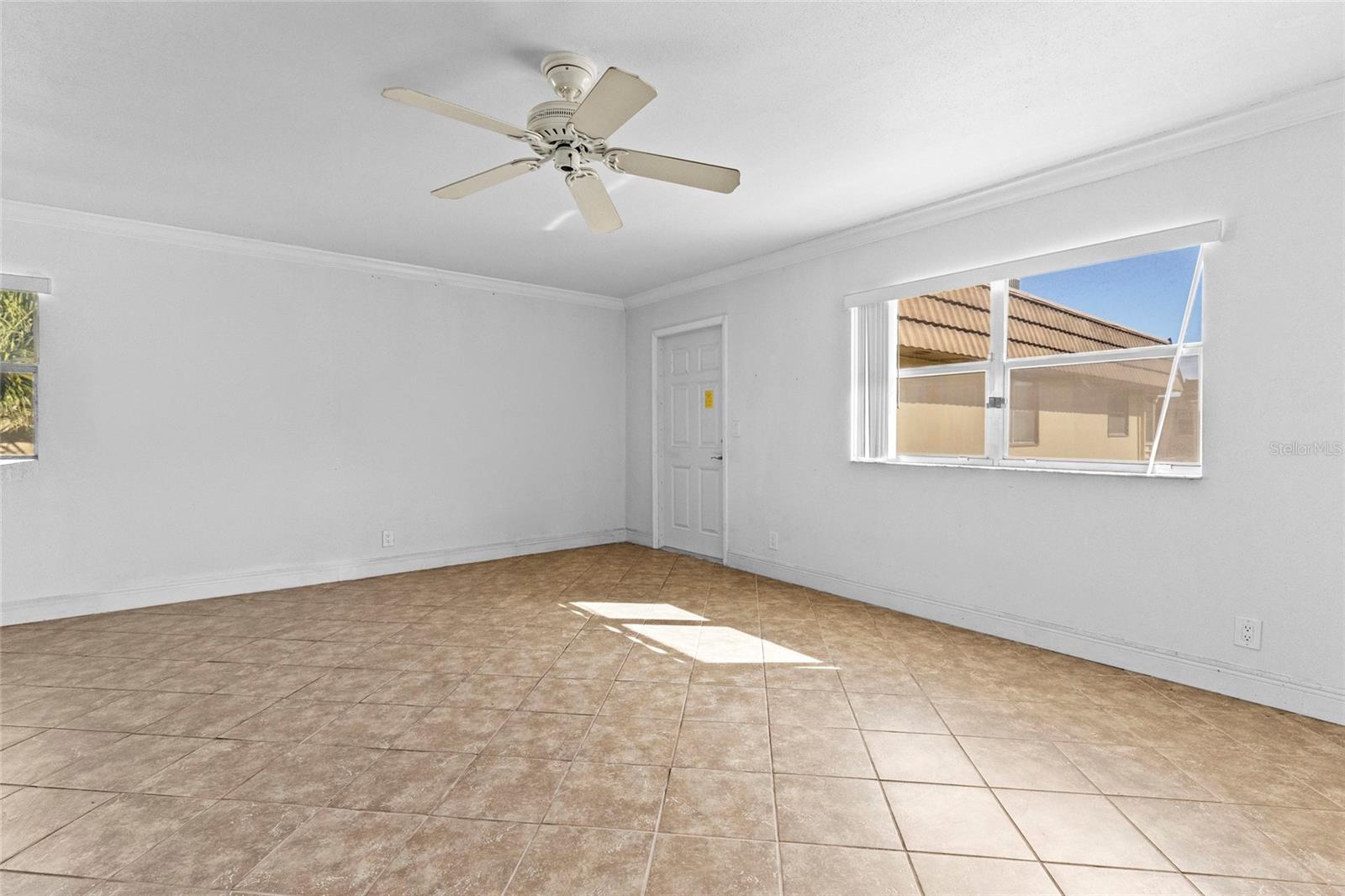 TB8472873 Property Photo