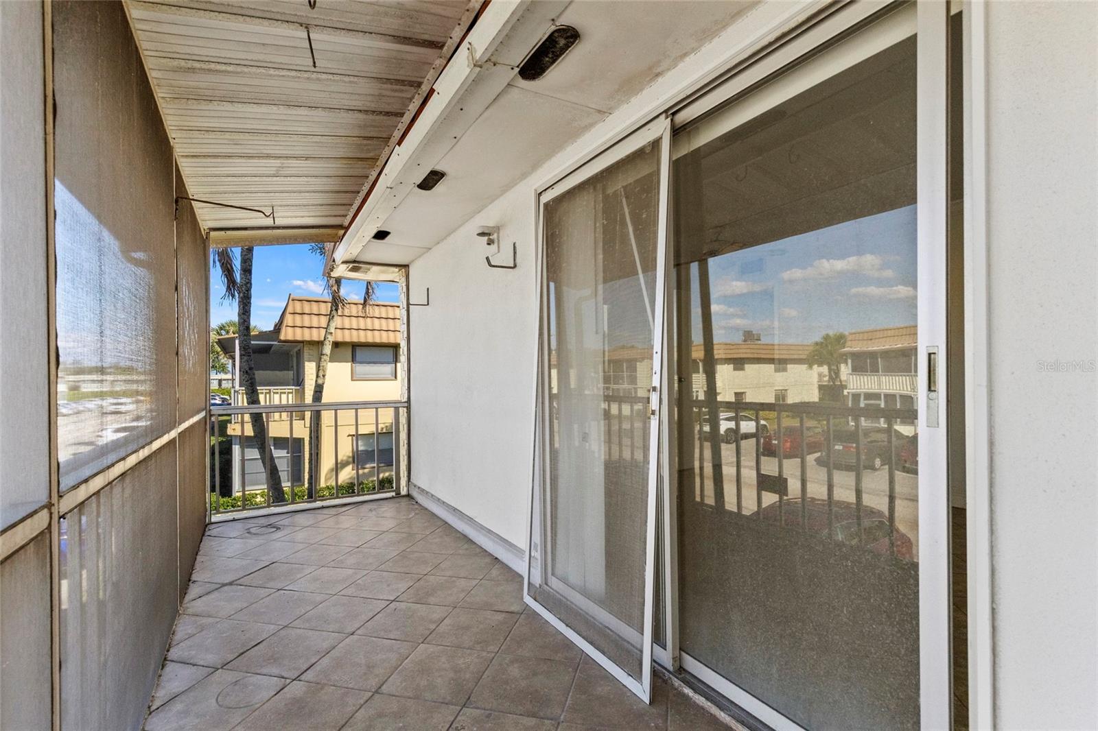 TB8472873 Property Photo