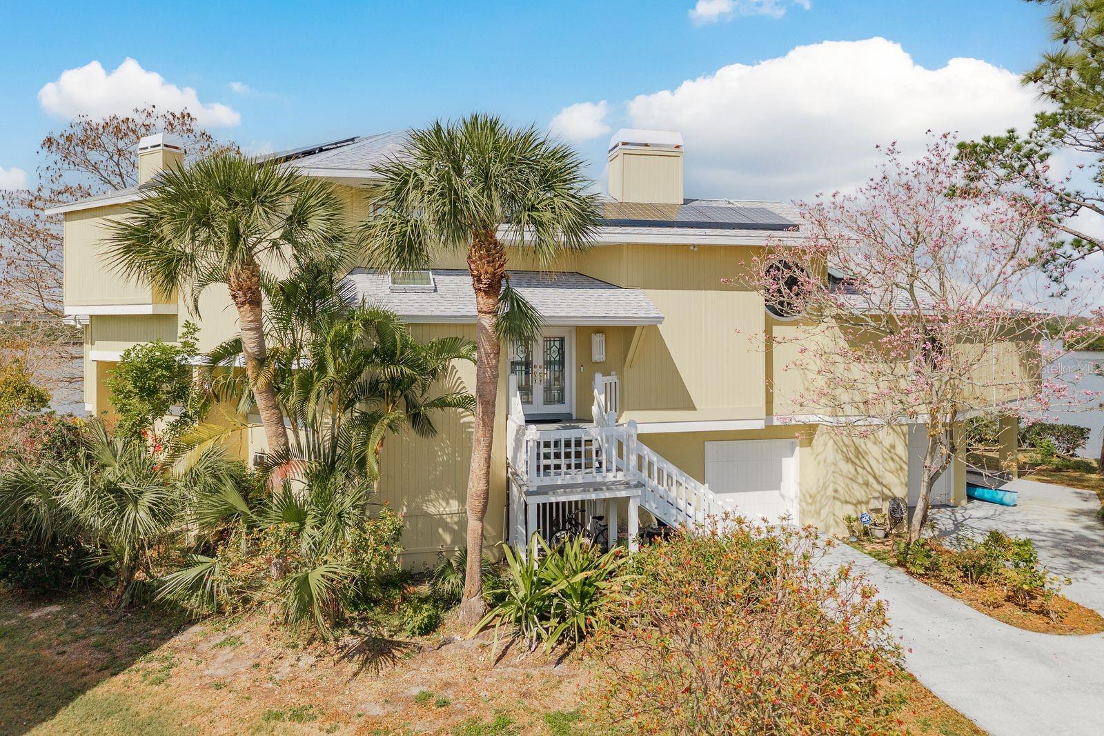 TB8472901 Property Photo