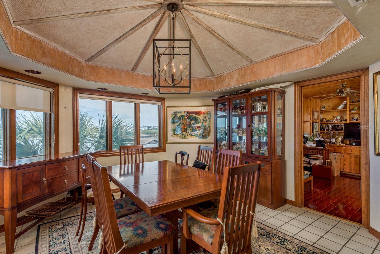 TB8472901 Property Photo