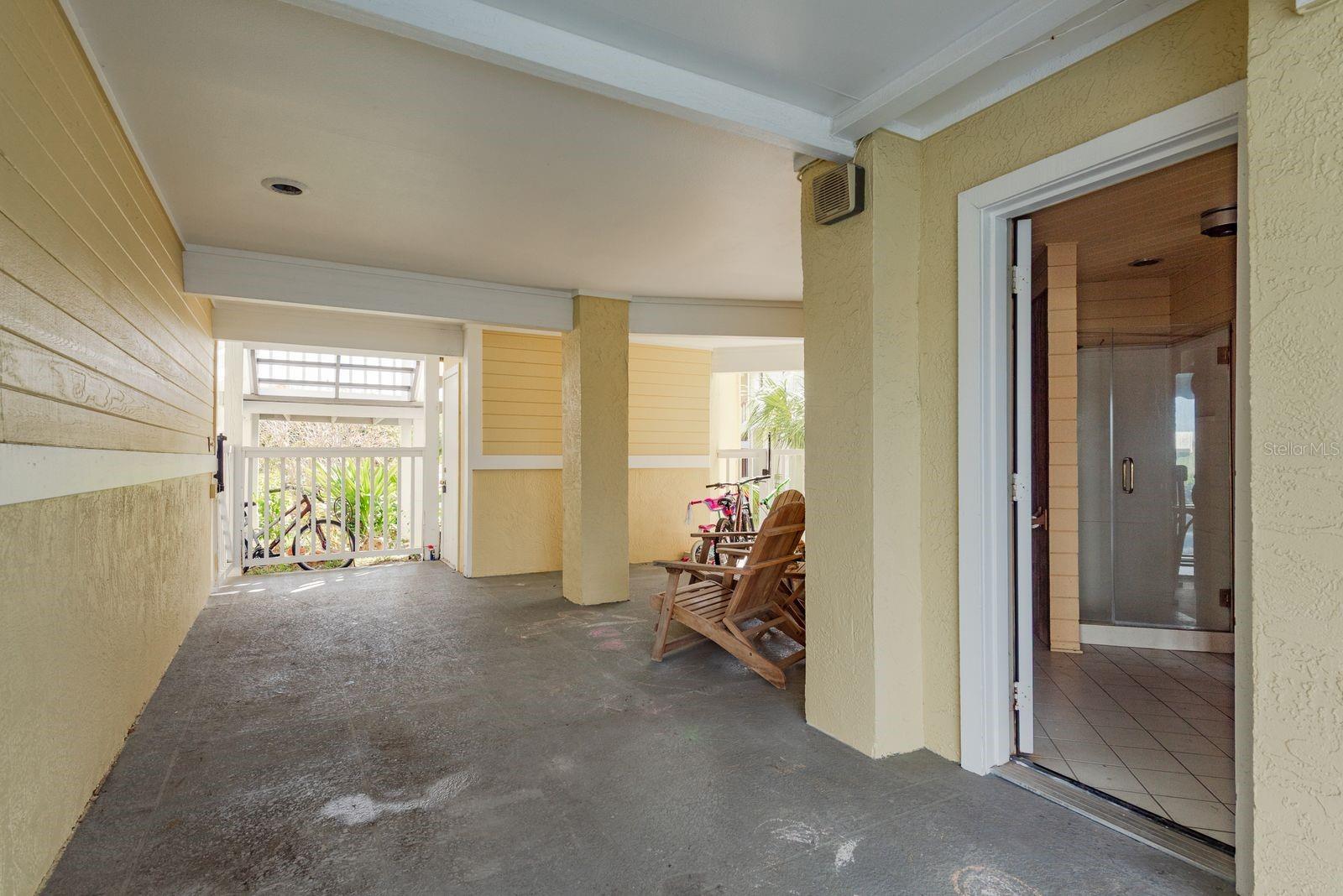 TB8472901 Property Photo