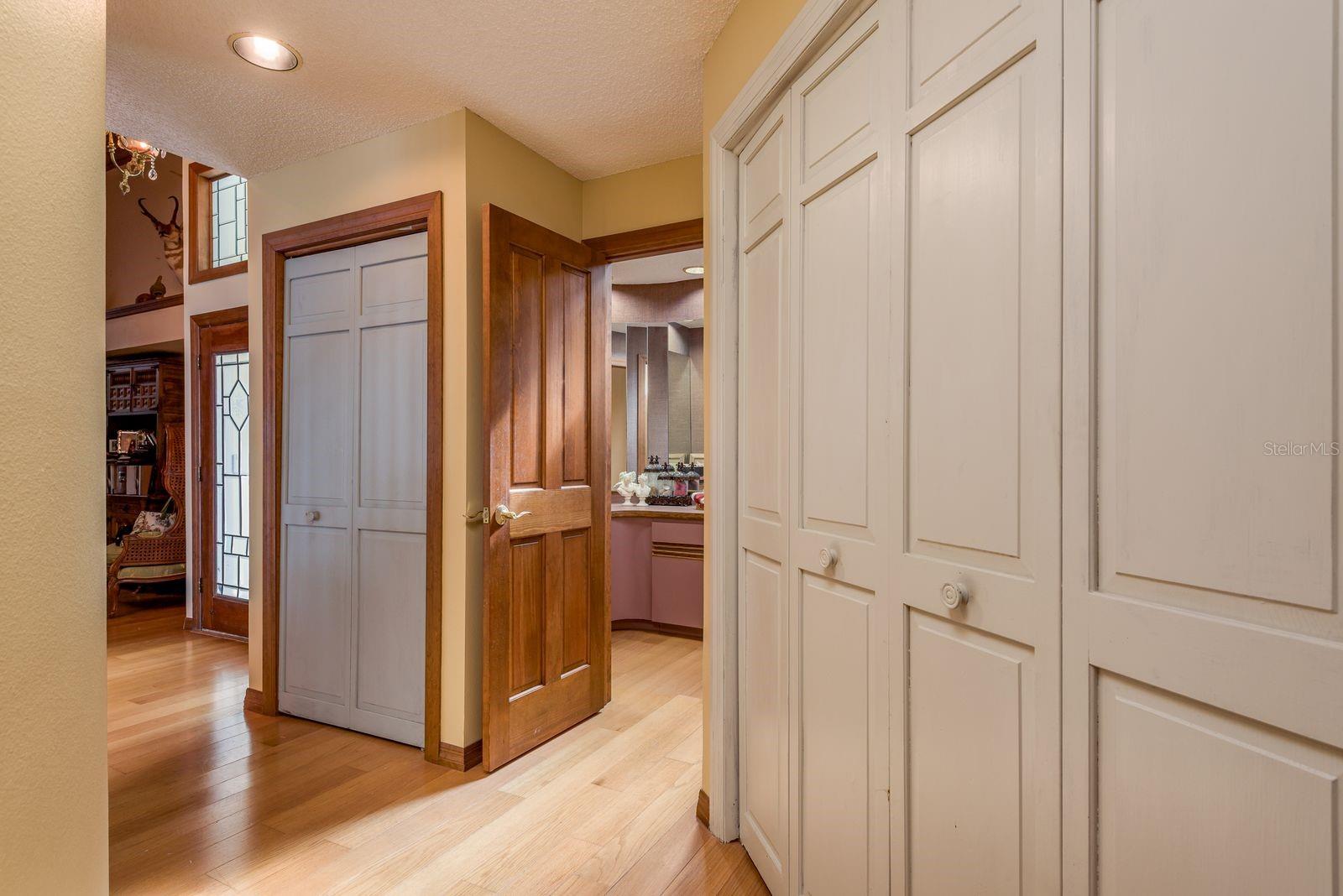 TB8472901 Property Photo