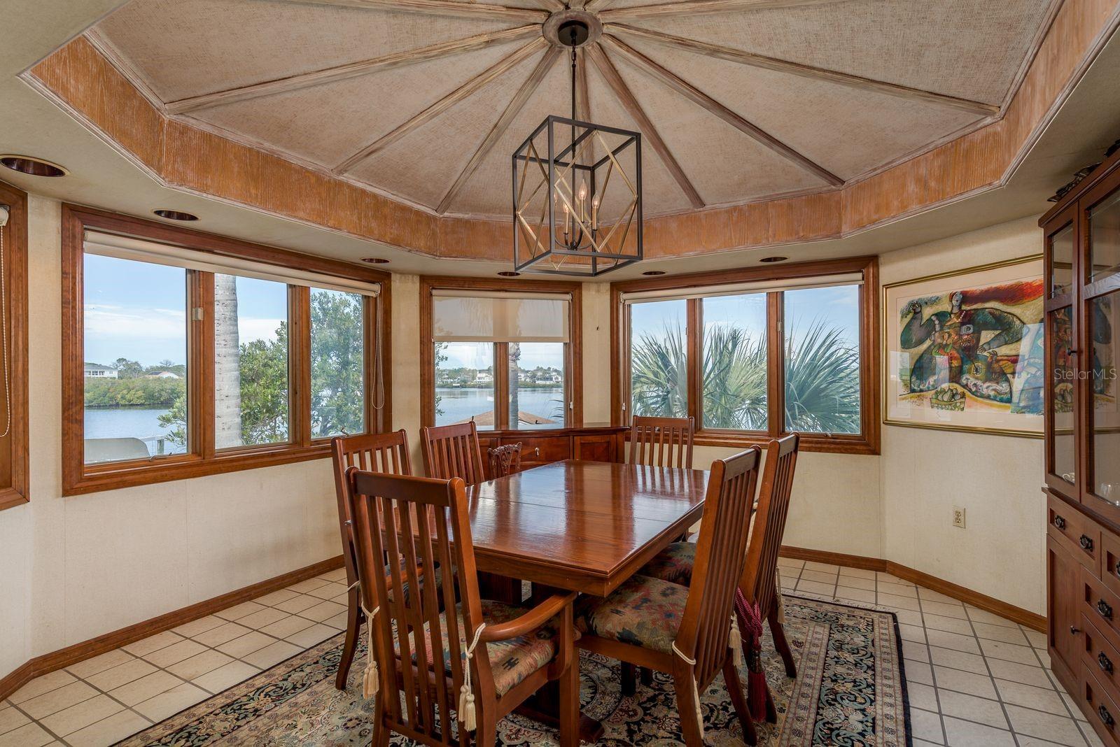 TB8472901 Property Photo