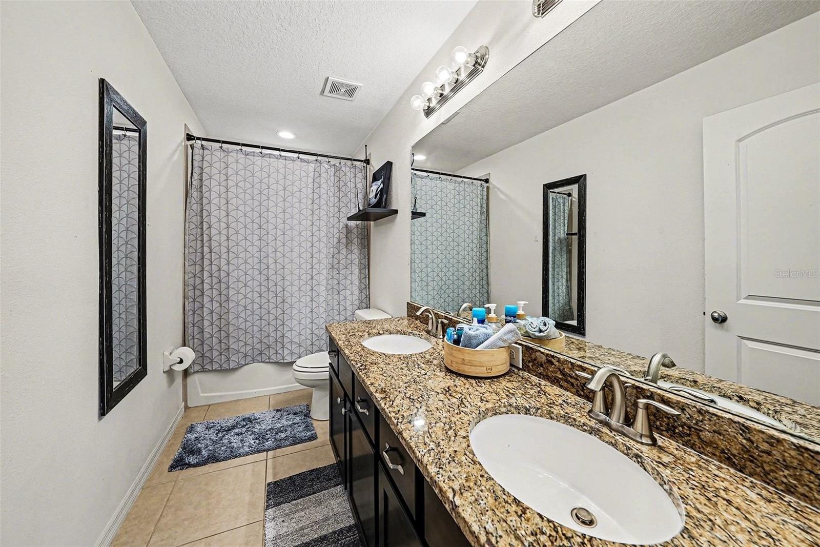 Upstairs Bathroom  - 12530 BALLENTRAE FOREST DR, RIVERVIEW, FL 33579