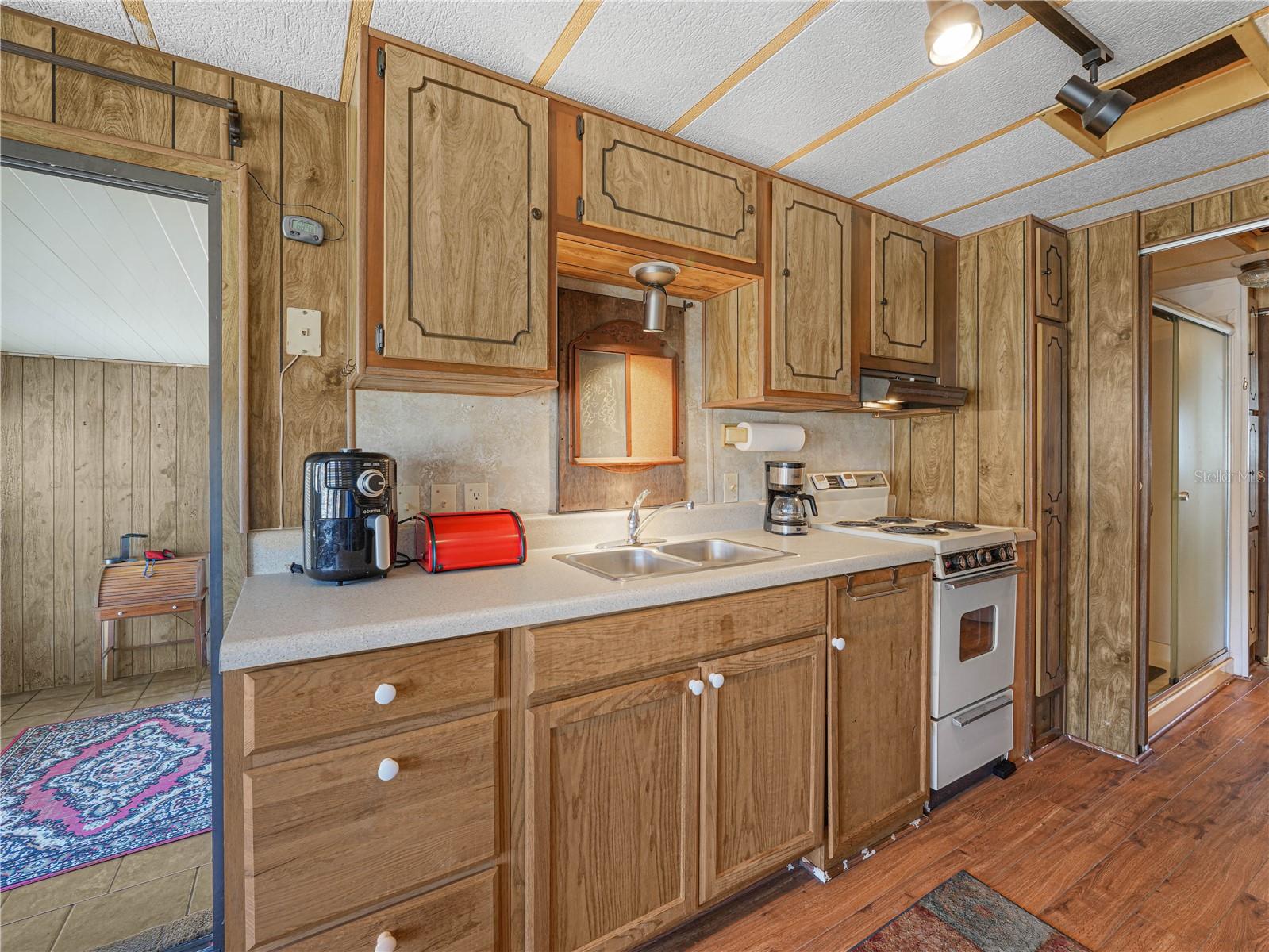 K4903273 Property Photo