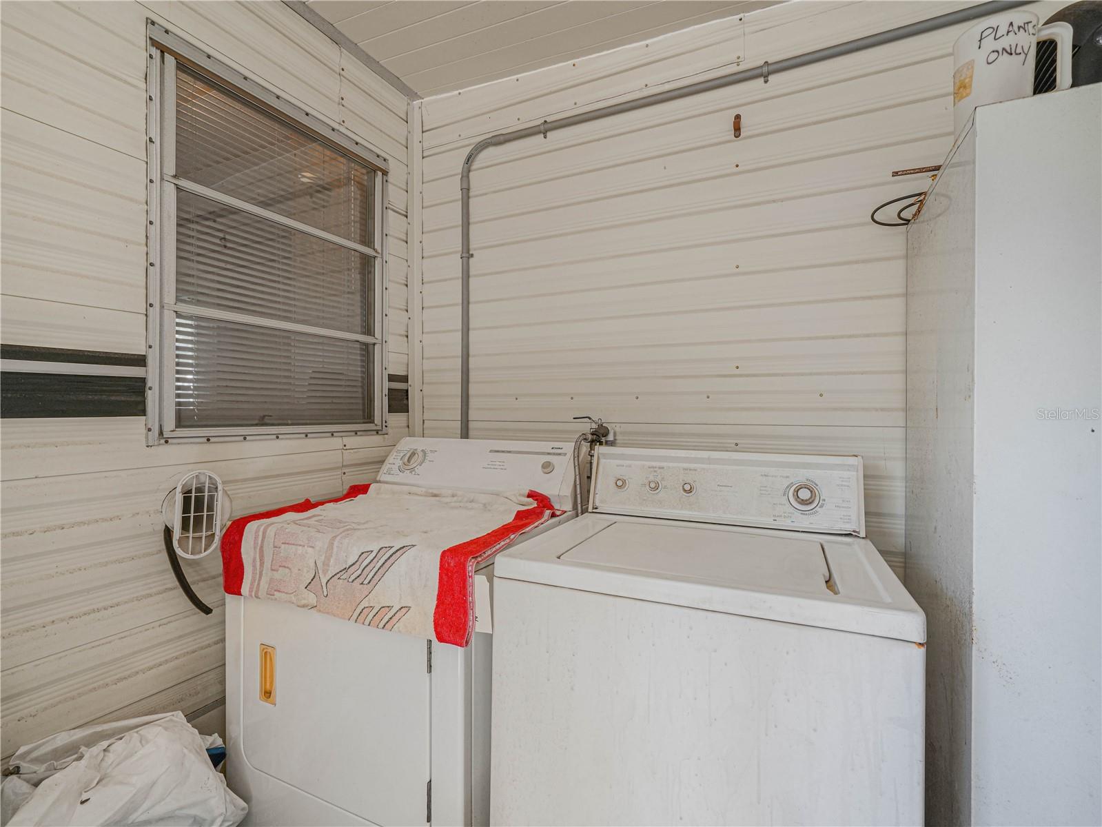 K4903273 Property Photo