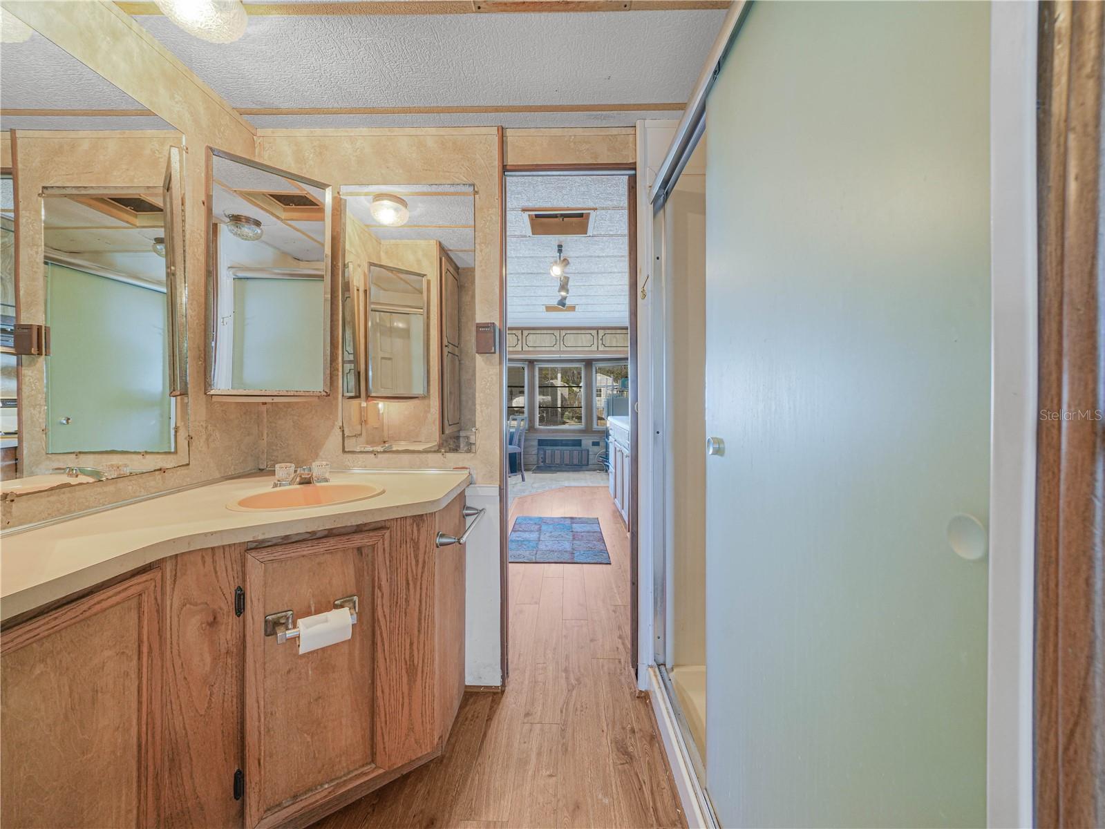 K4903273 Property Photo