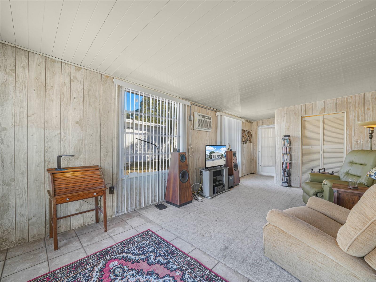 K4903273 Property Photo