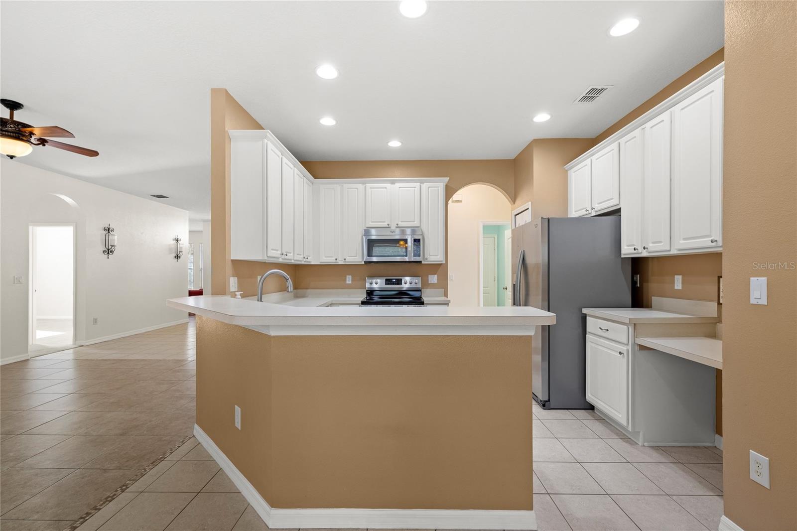 487 CAREY WAY, ORLANDO, FL, 32825