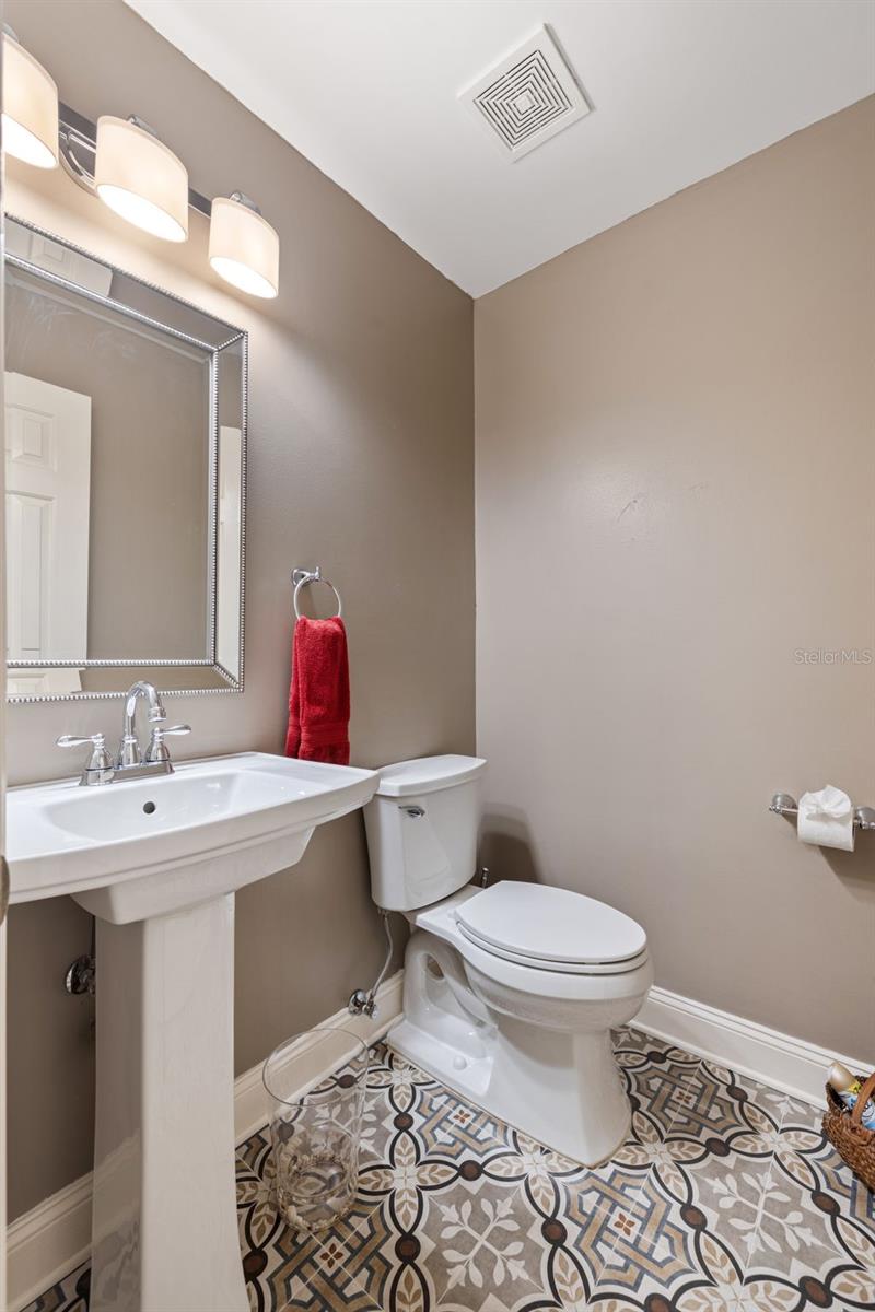 TB8472984 Property Photo