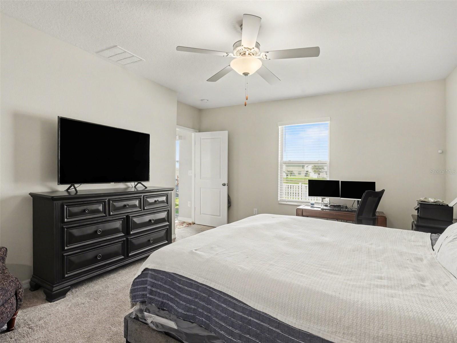 15453 BROAD BRUSH DR, SUN CITY CENTER, FL, 33573