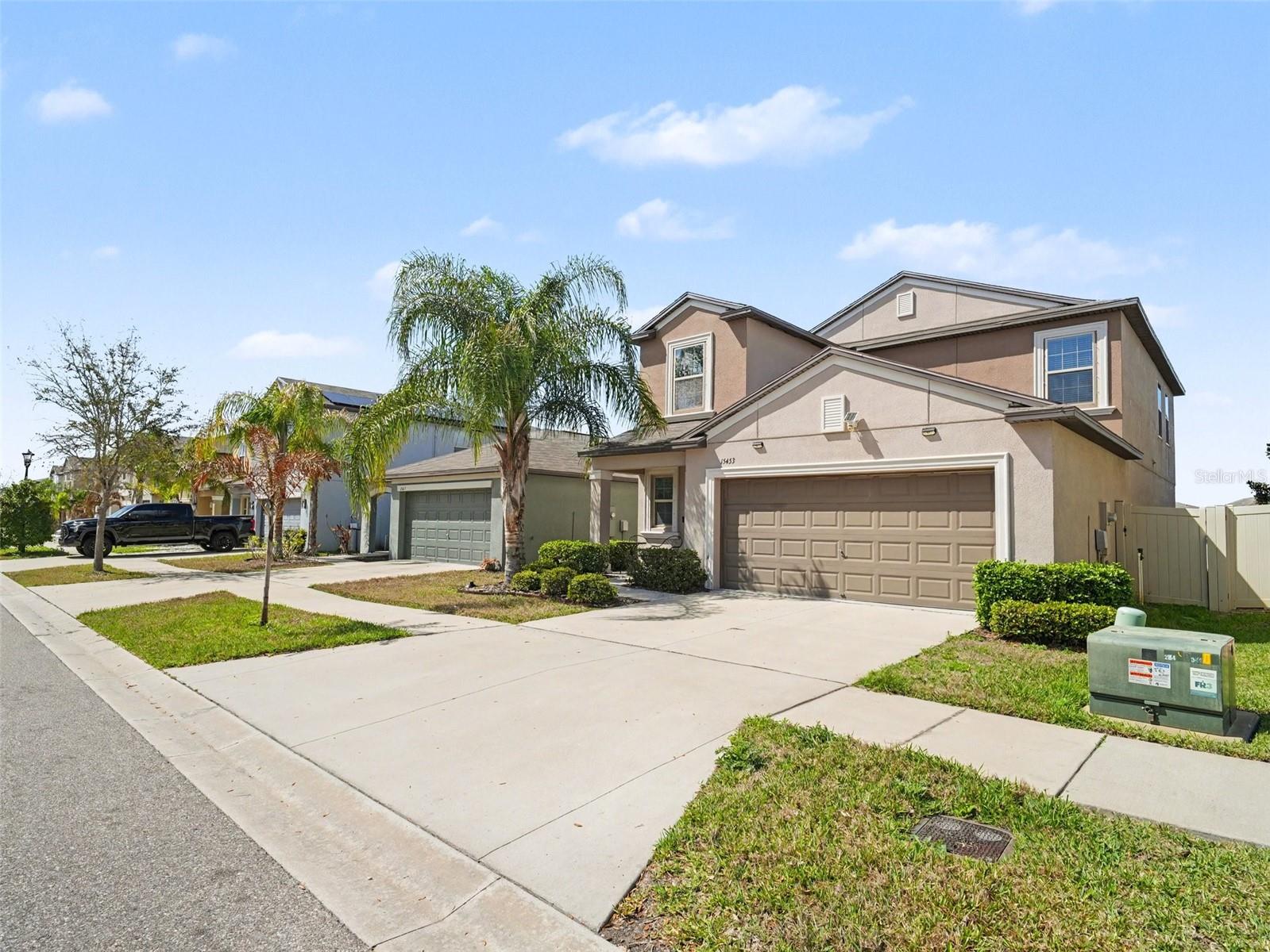 15453 BROAD BRUSH DR, SUN CITY CENTER, FL, 33573