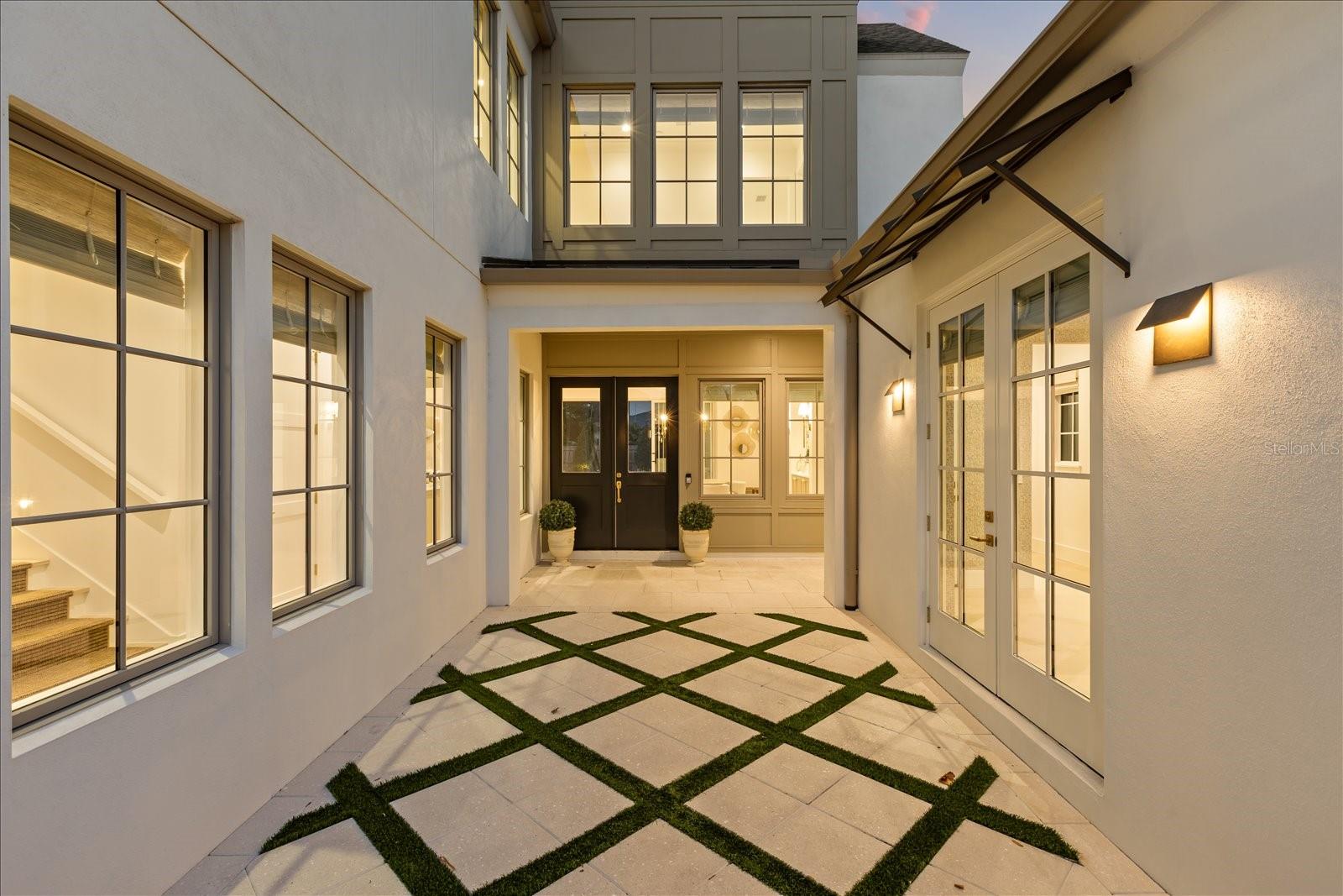 O6380037 Property Photo