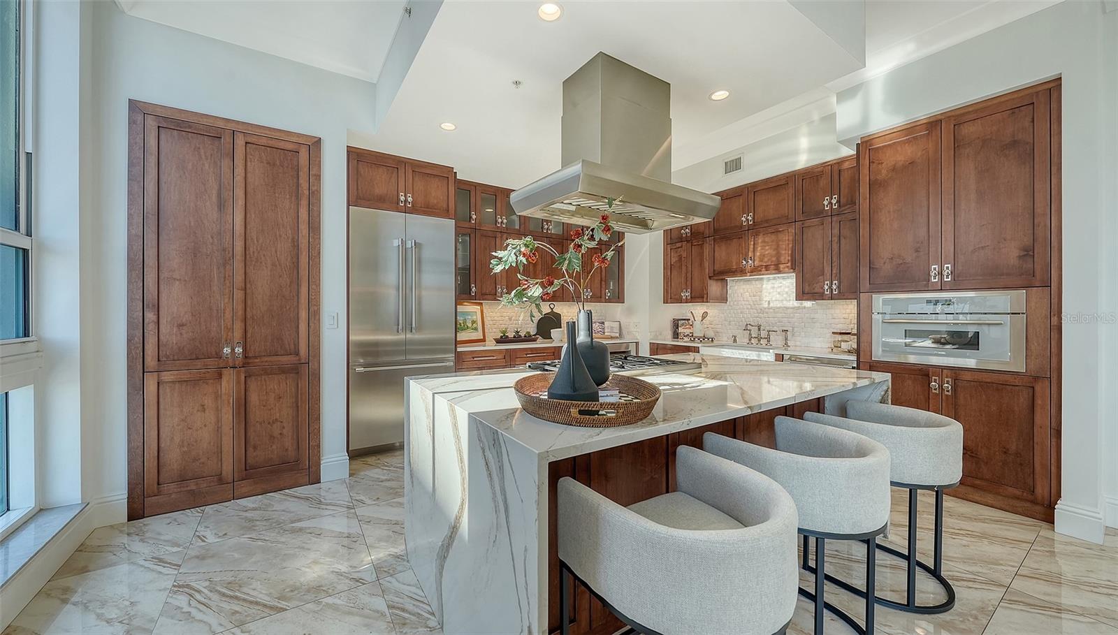 A4681396 Property Photo