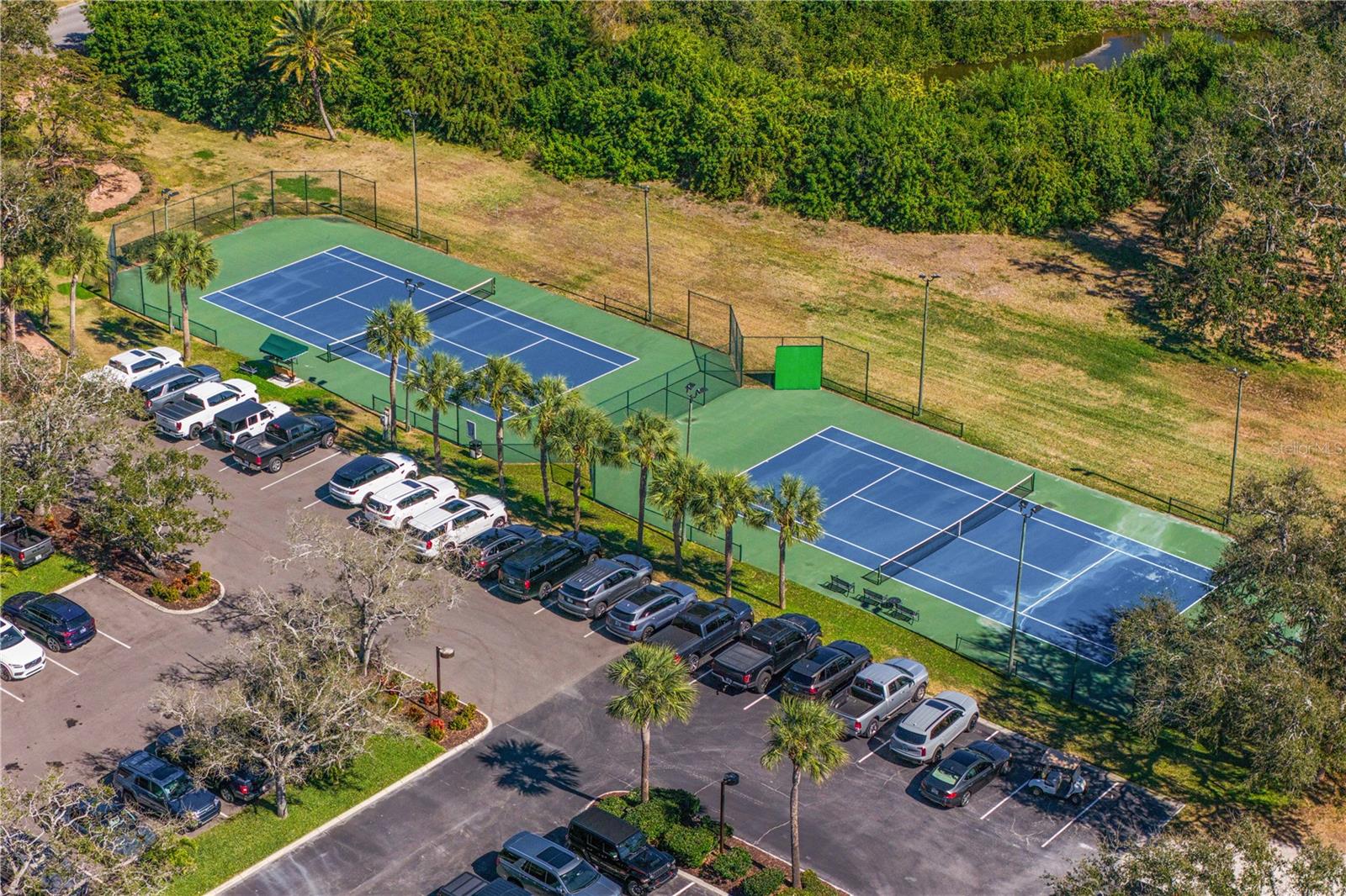 TB8473103 Property Photo