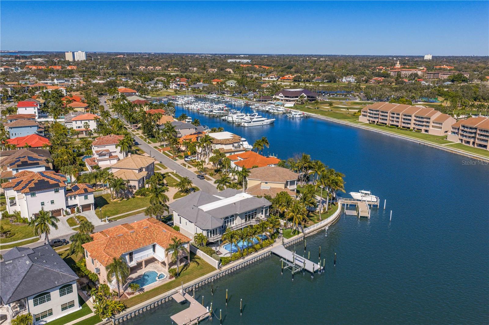 TB8473103 Property Photo