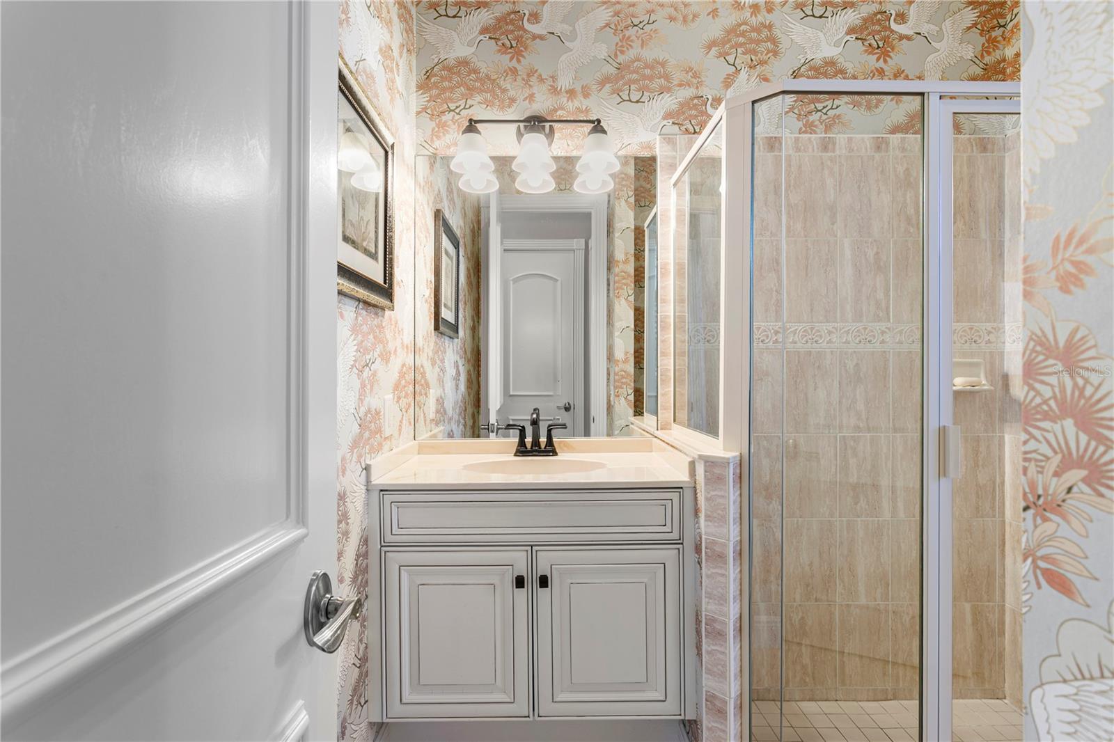 TB8473103 Property Photo