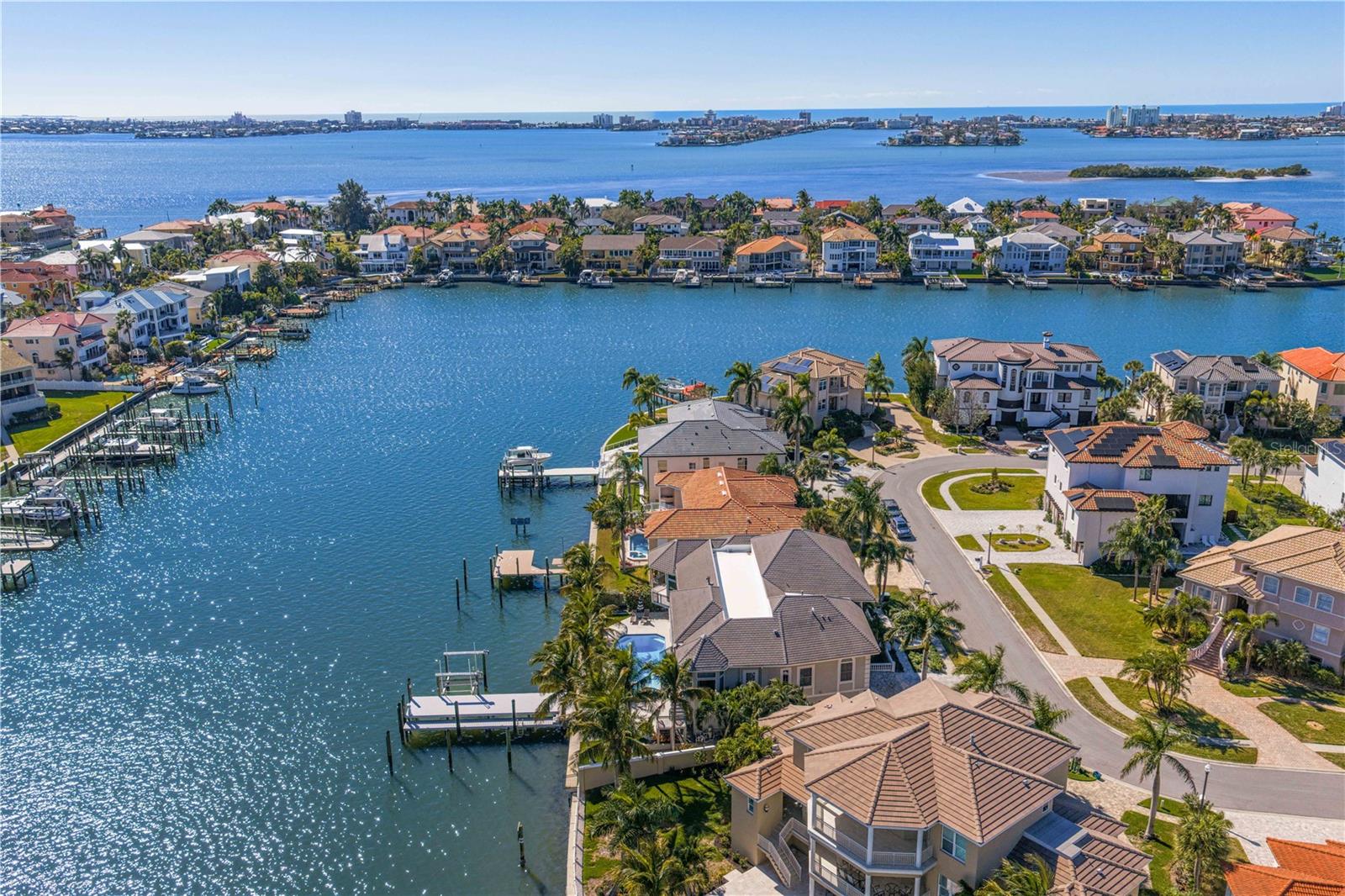 TB8473103 Property Photo