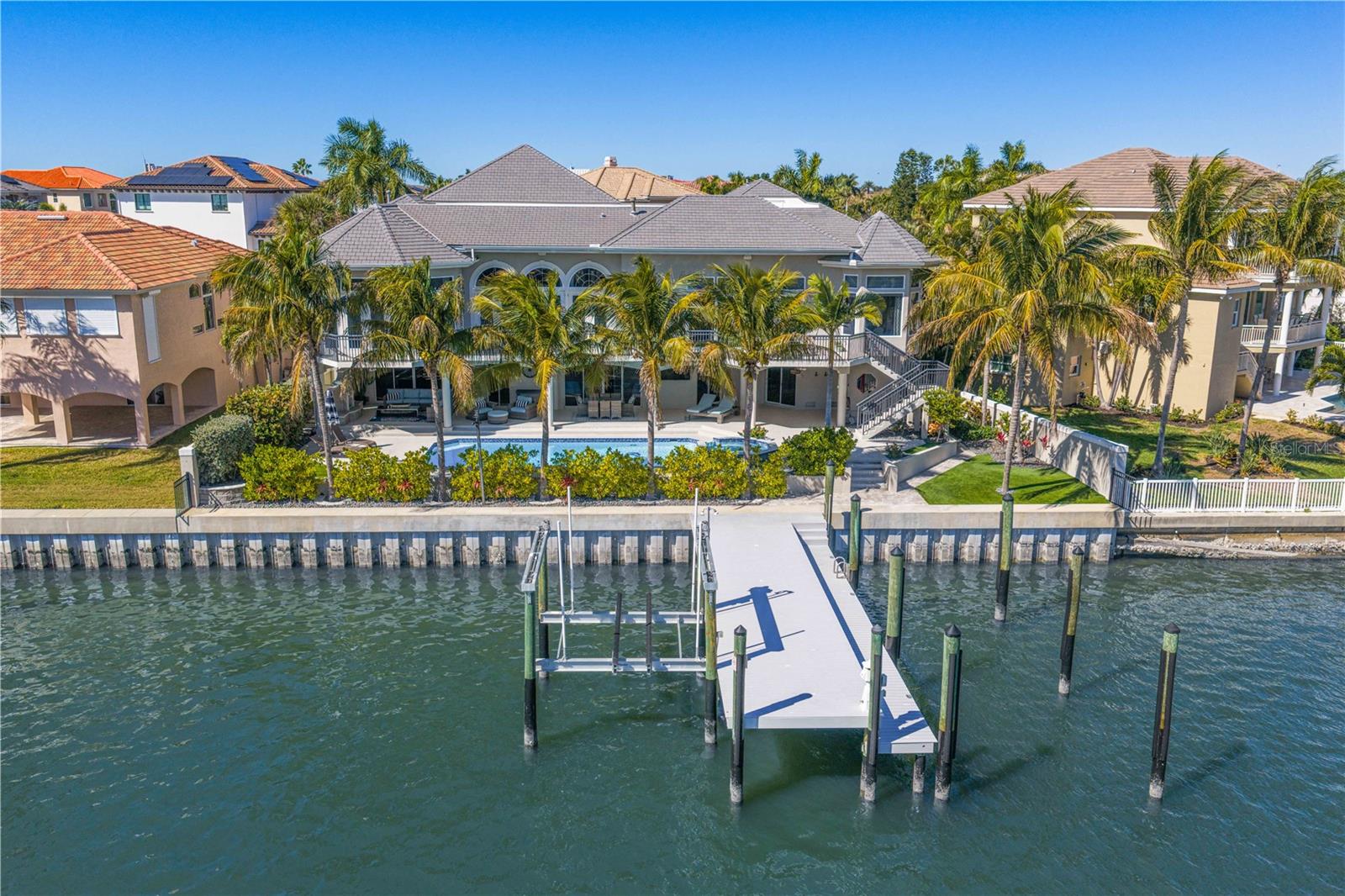 TB8473103 Property Photo