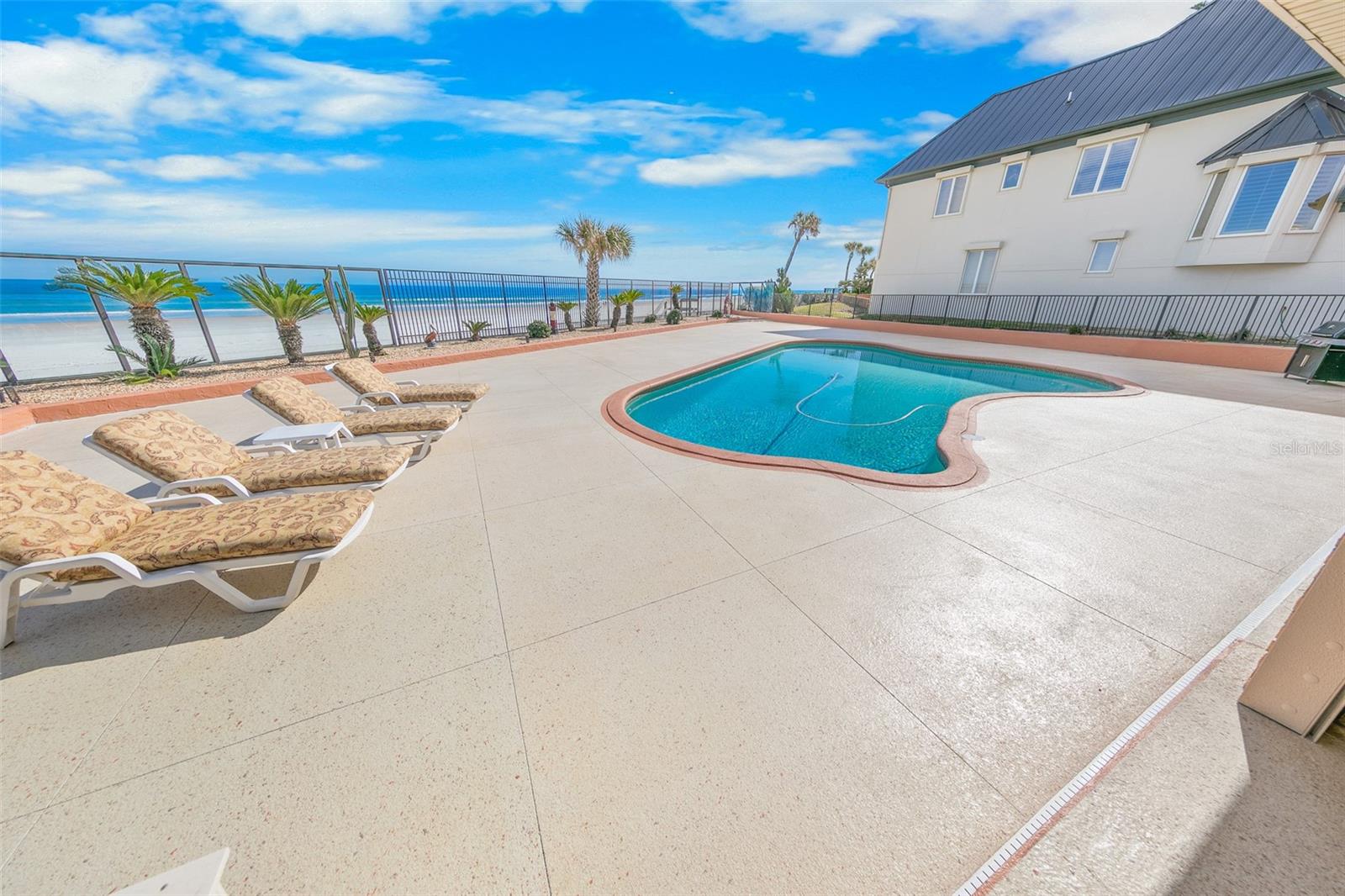 NS1087288 Property Photo