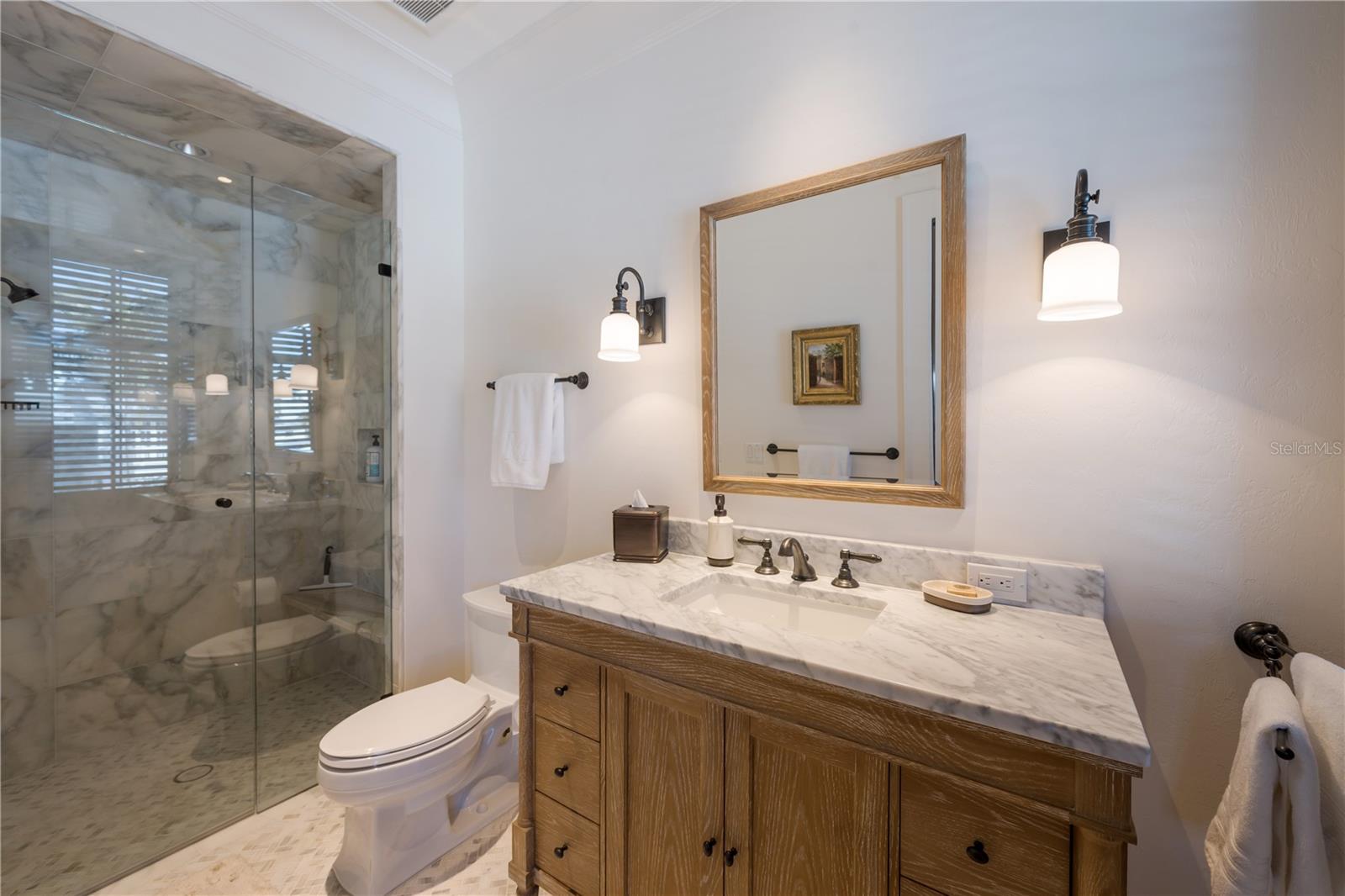 D6146024 Property Photo