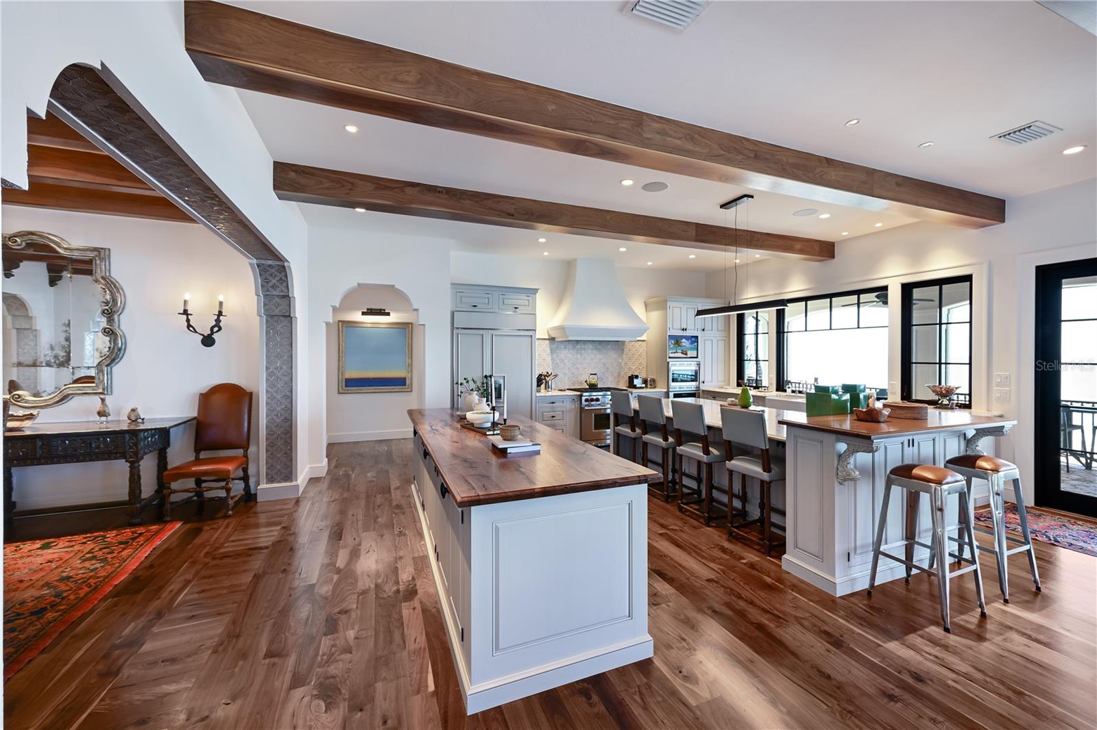 D6146024 Property Photo