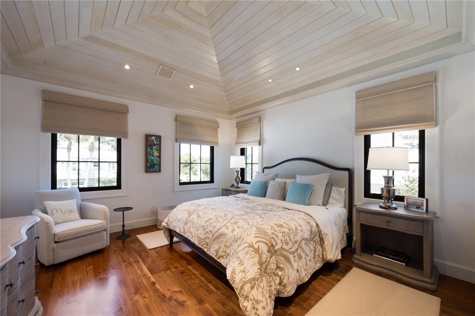 D6146024 Property Photo