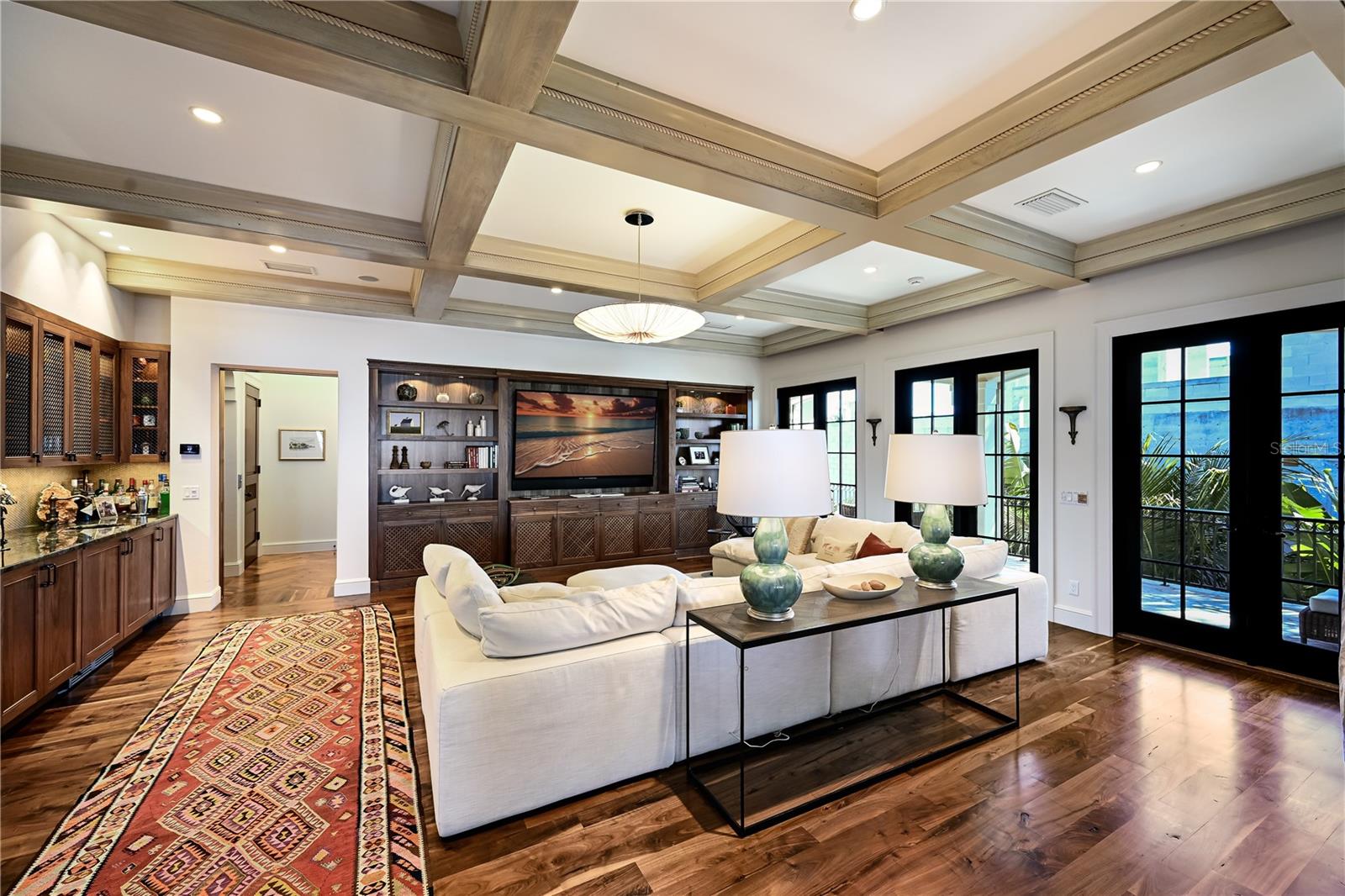 D6146024 Property Photo