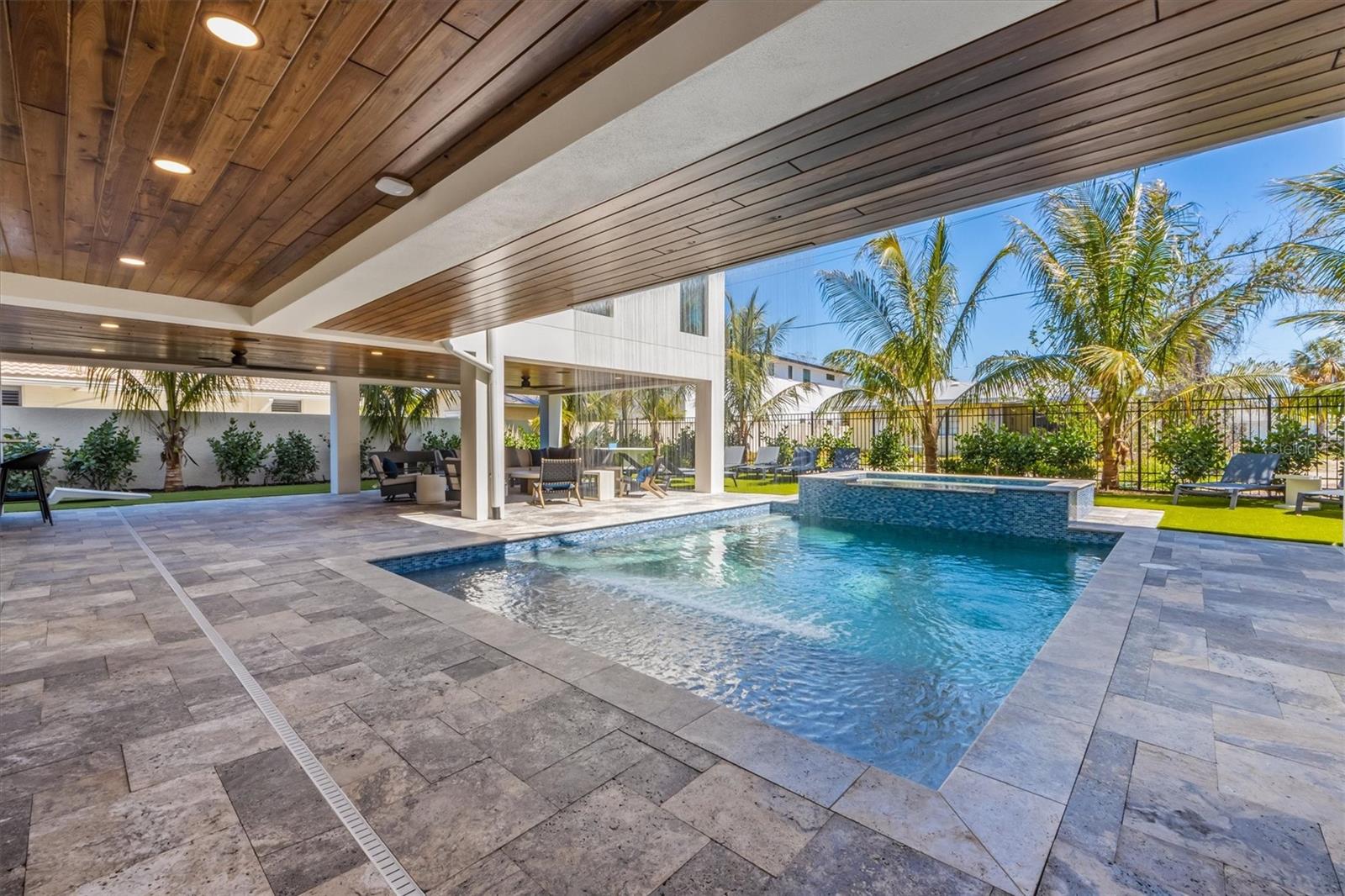 A4681449 Property Photo