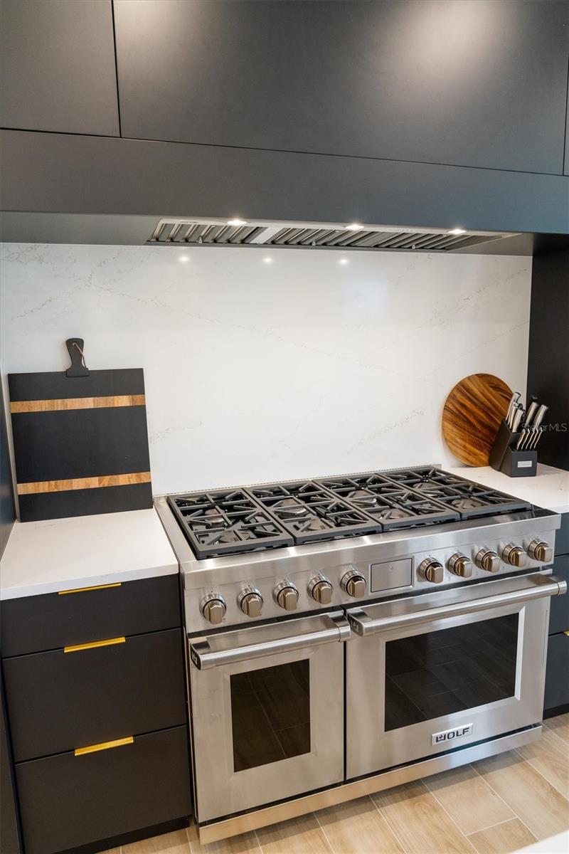 A4681449 Property Photo