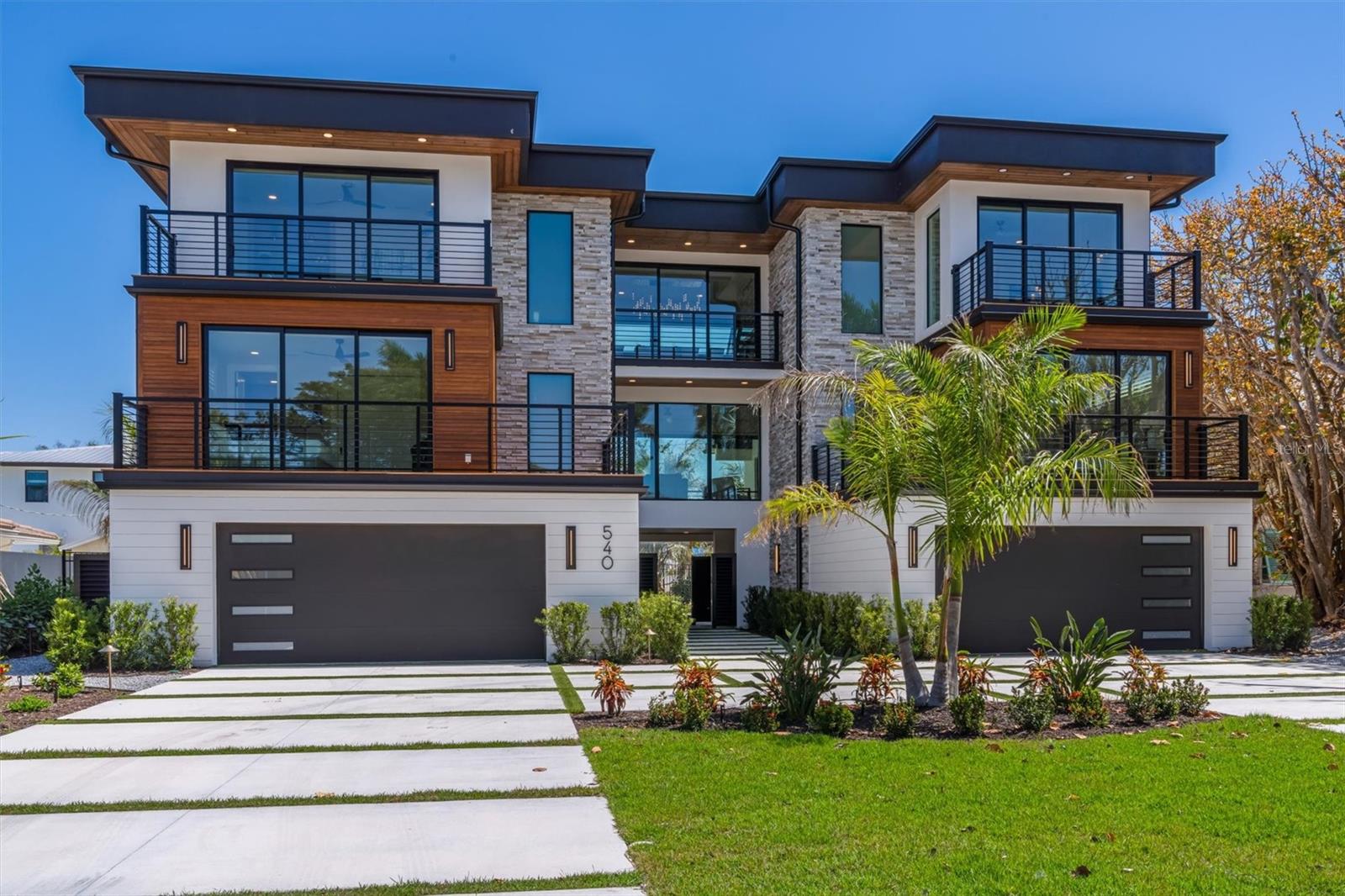 A4681449 Property Photo