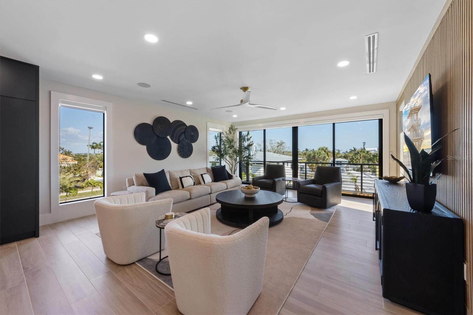 A4681449 Property Photo