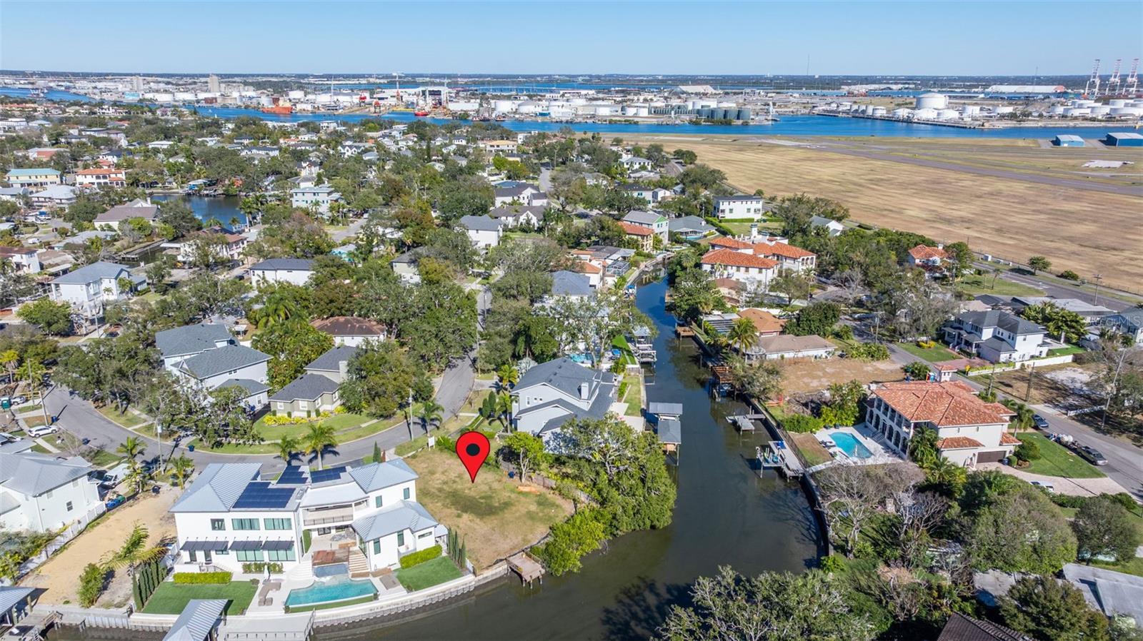 TB8473225 Property Photo