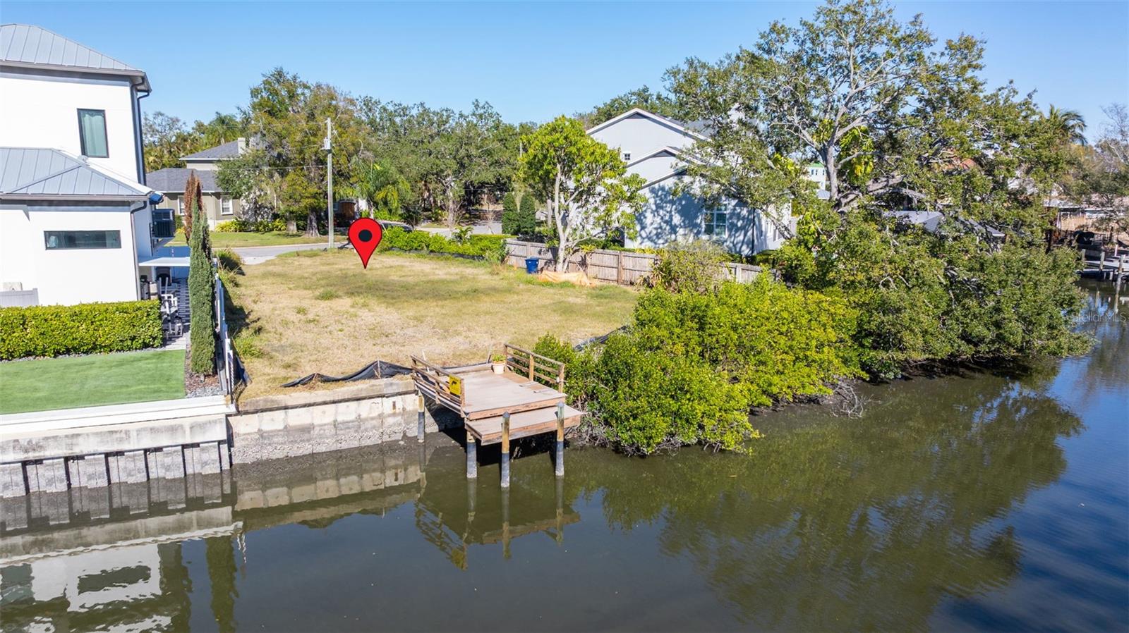 TB8473225 Property Photo