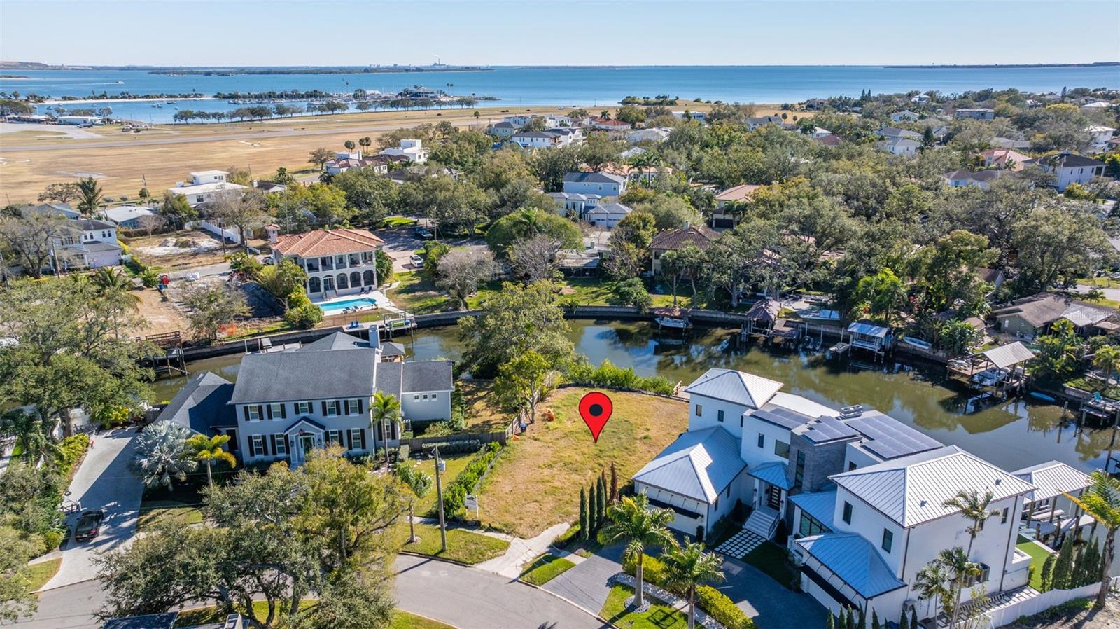 TB8473225 Property Photo