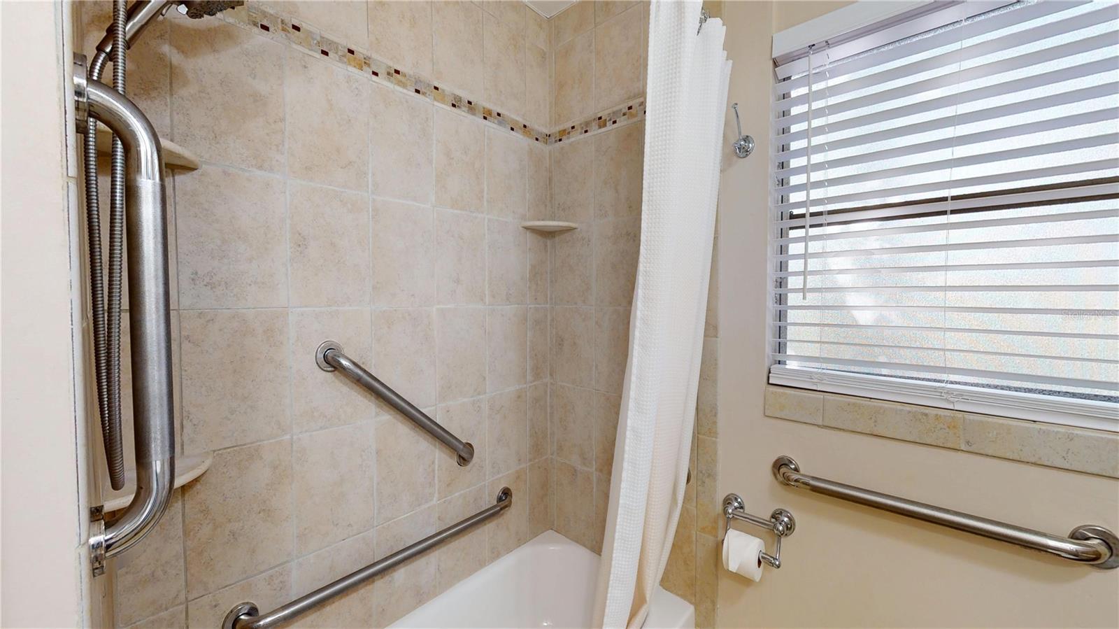 1546 BELLEAIR RD, CLEARWATER, FL, 33756