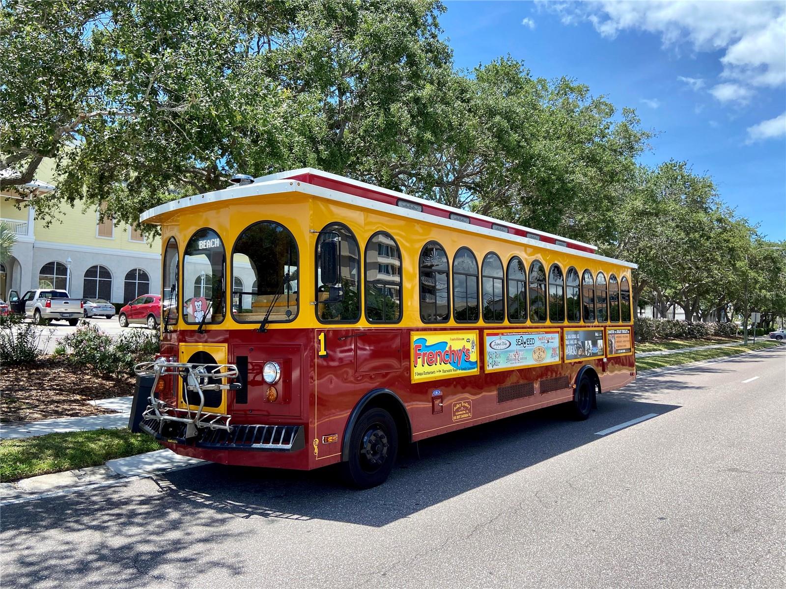Jolly Trolley runs daily from Island estates to the beach
