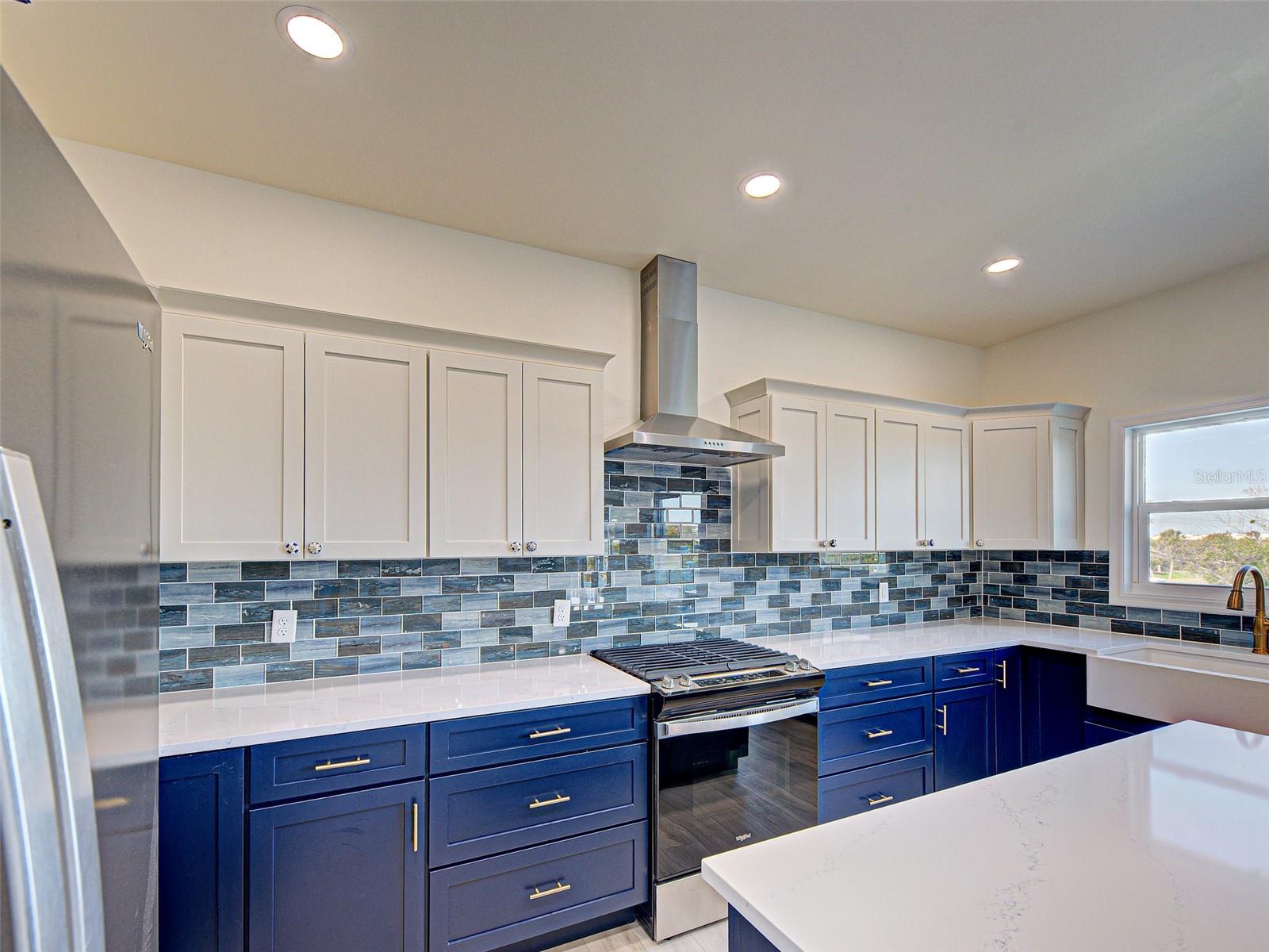 13095 VIA CASSIA, PLACIDA, FL, 33946