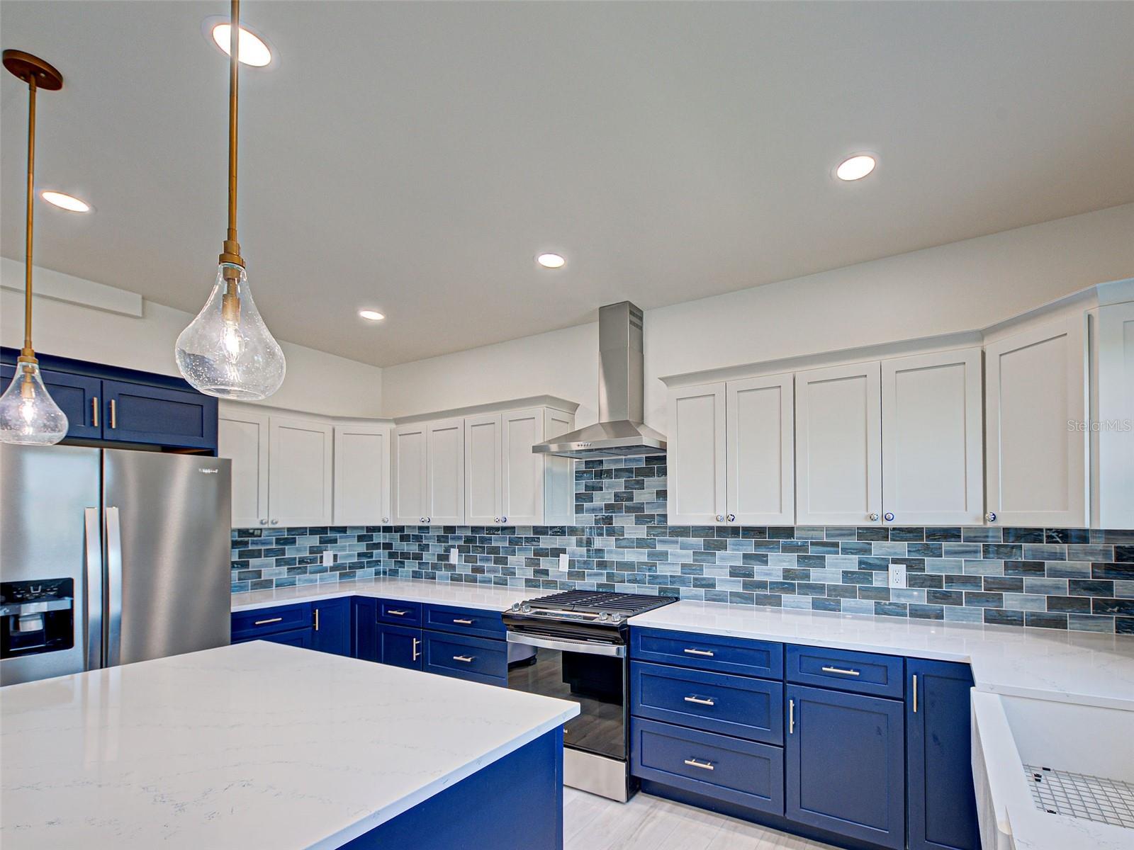 13095 VIA CASSIA, PLACIDA, FL, 33946
