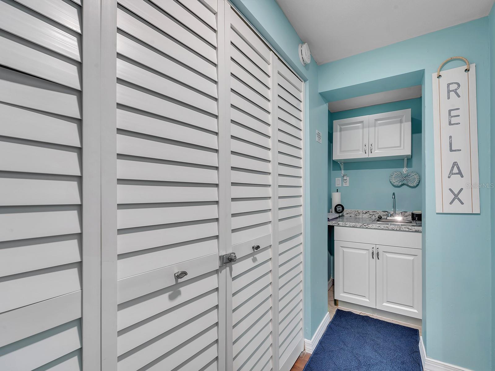 Private Room Kitchen