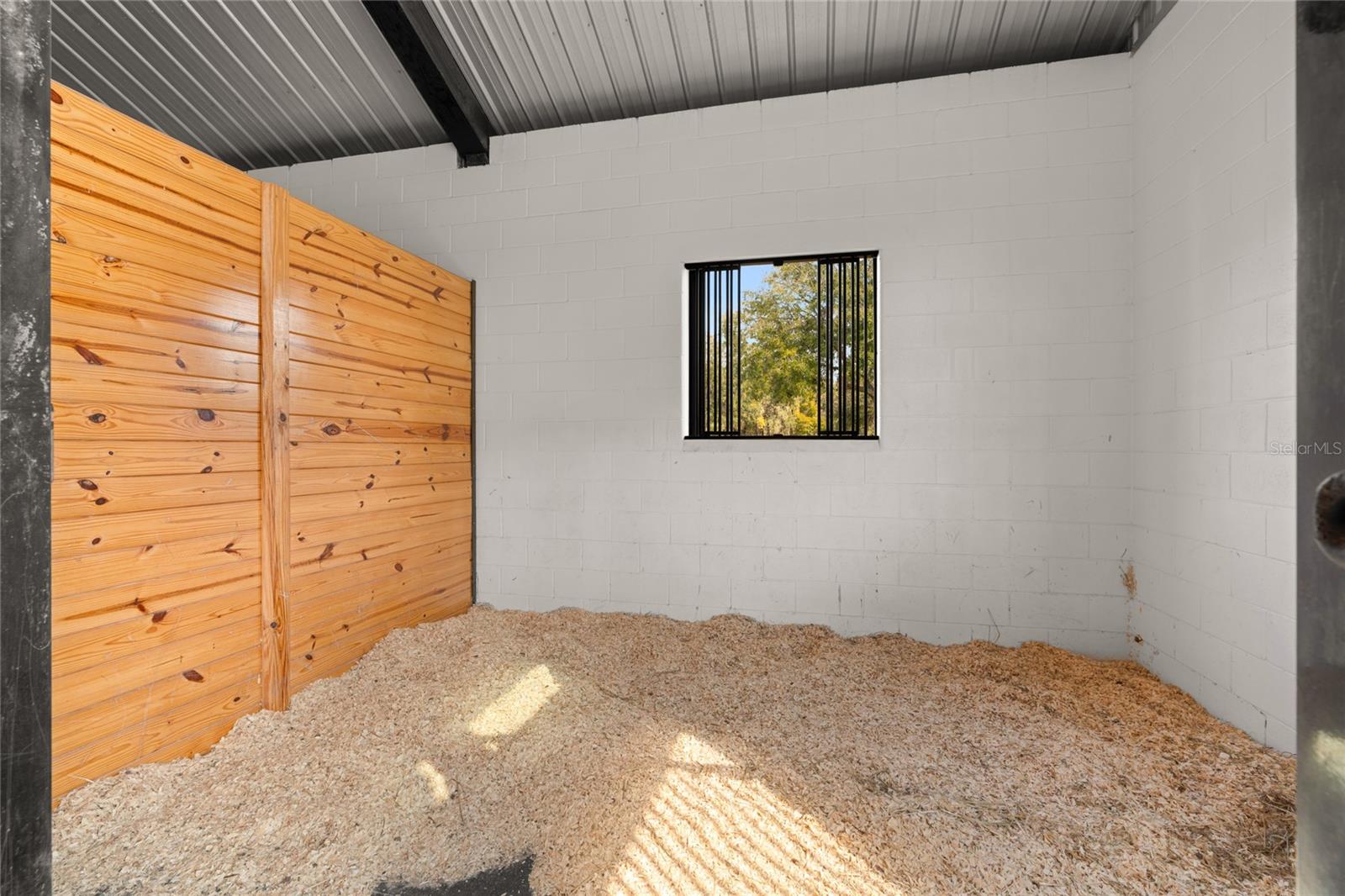 OM718236 Property Photo