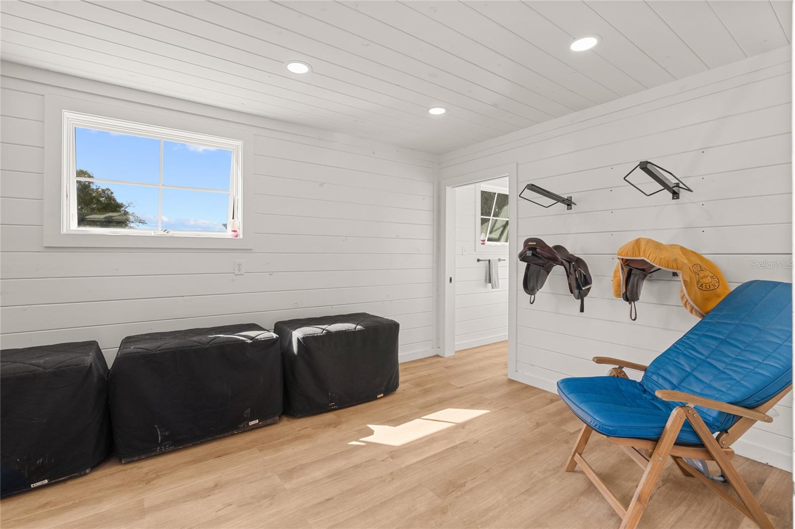 OM718236 Property Photo