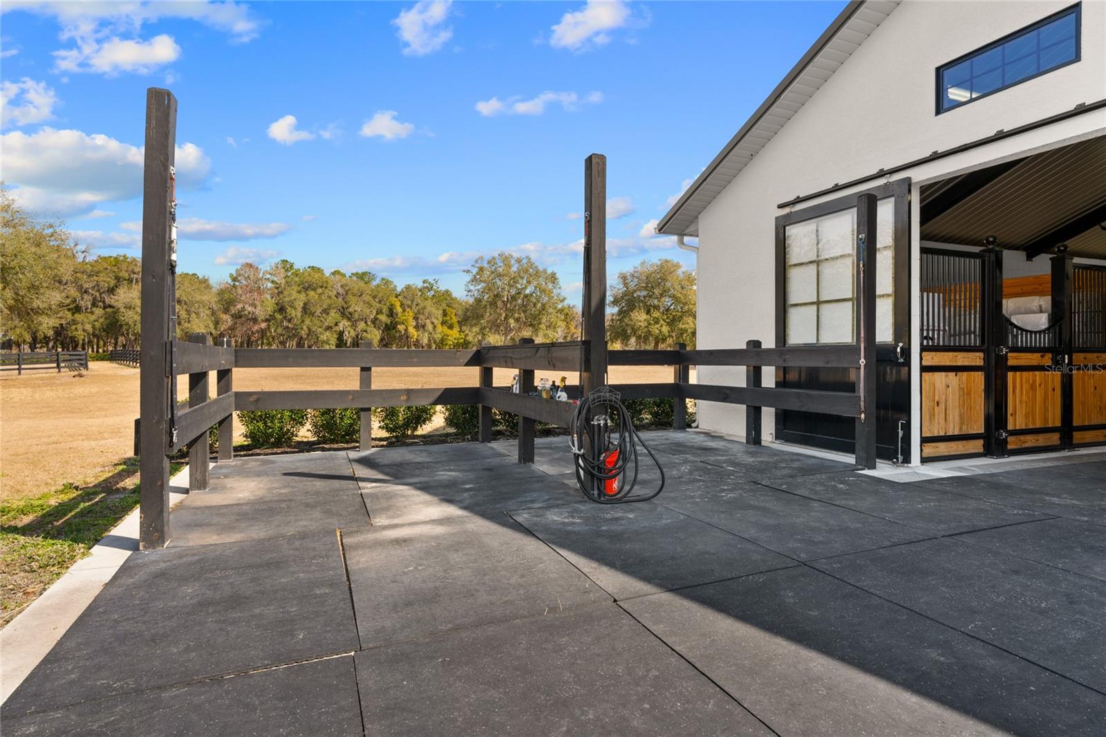 OM718236 Property Photo