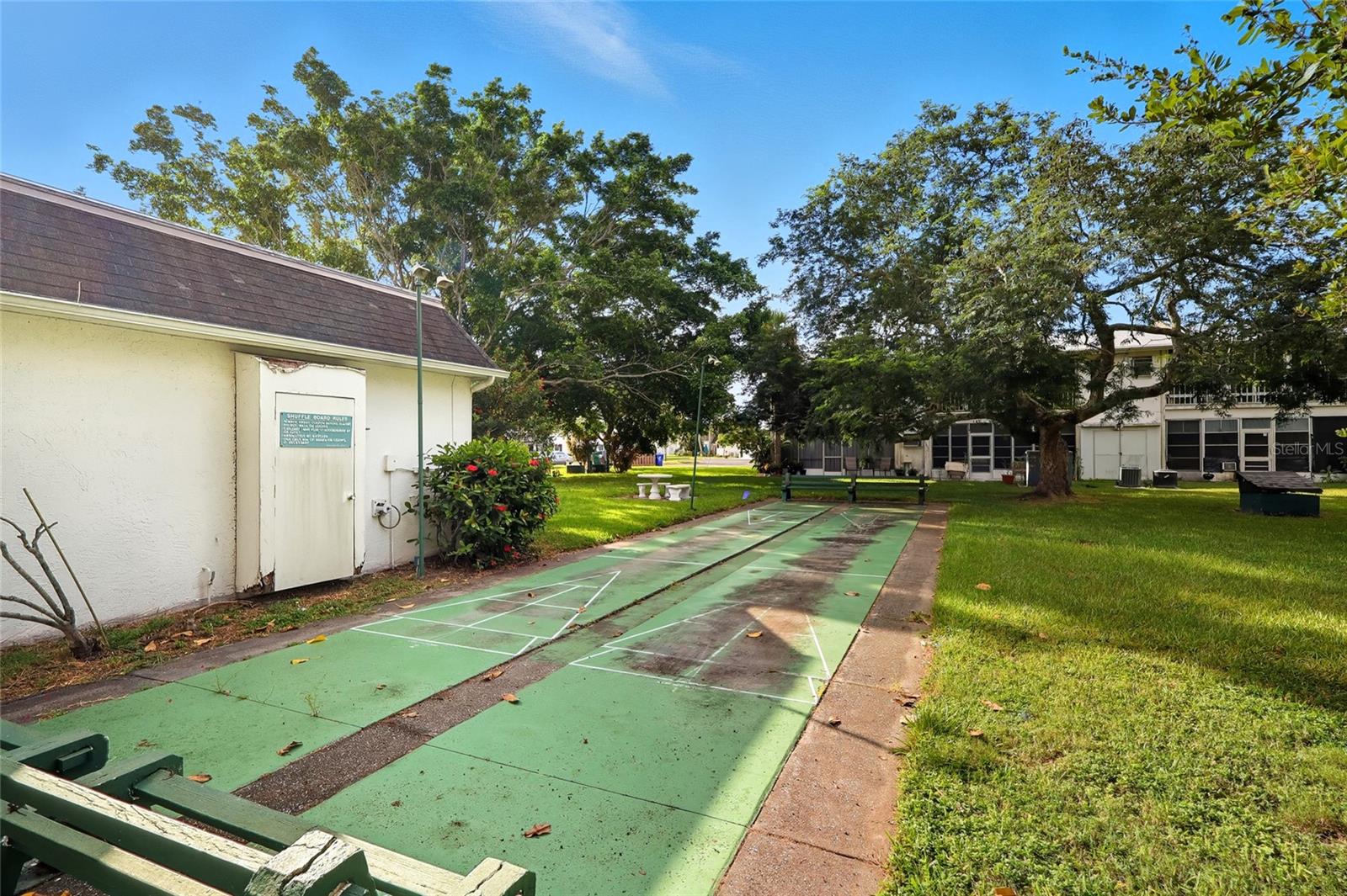 TB8473352 Property Photo